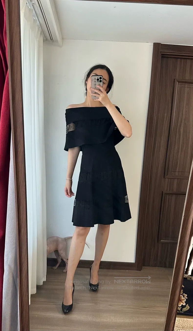 Valentino Valentino dress Size M / US 6-8 / IT 42-44 - 3 Thumbnail
