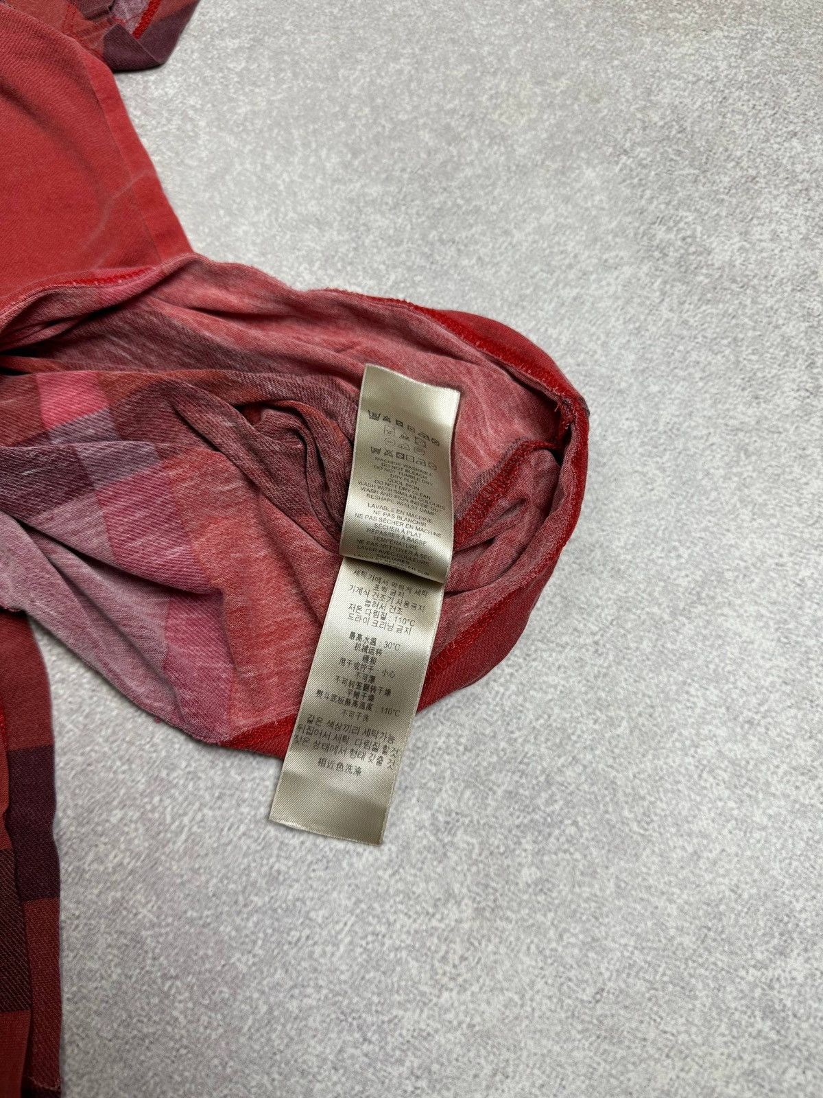 Burberry Vintage Burberry Nova Check T-shirt Rare L Size US L / EU 52-54 / 3 - 5 Thumbnail
