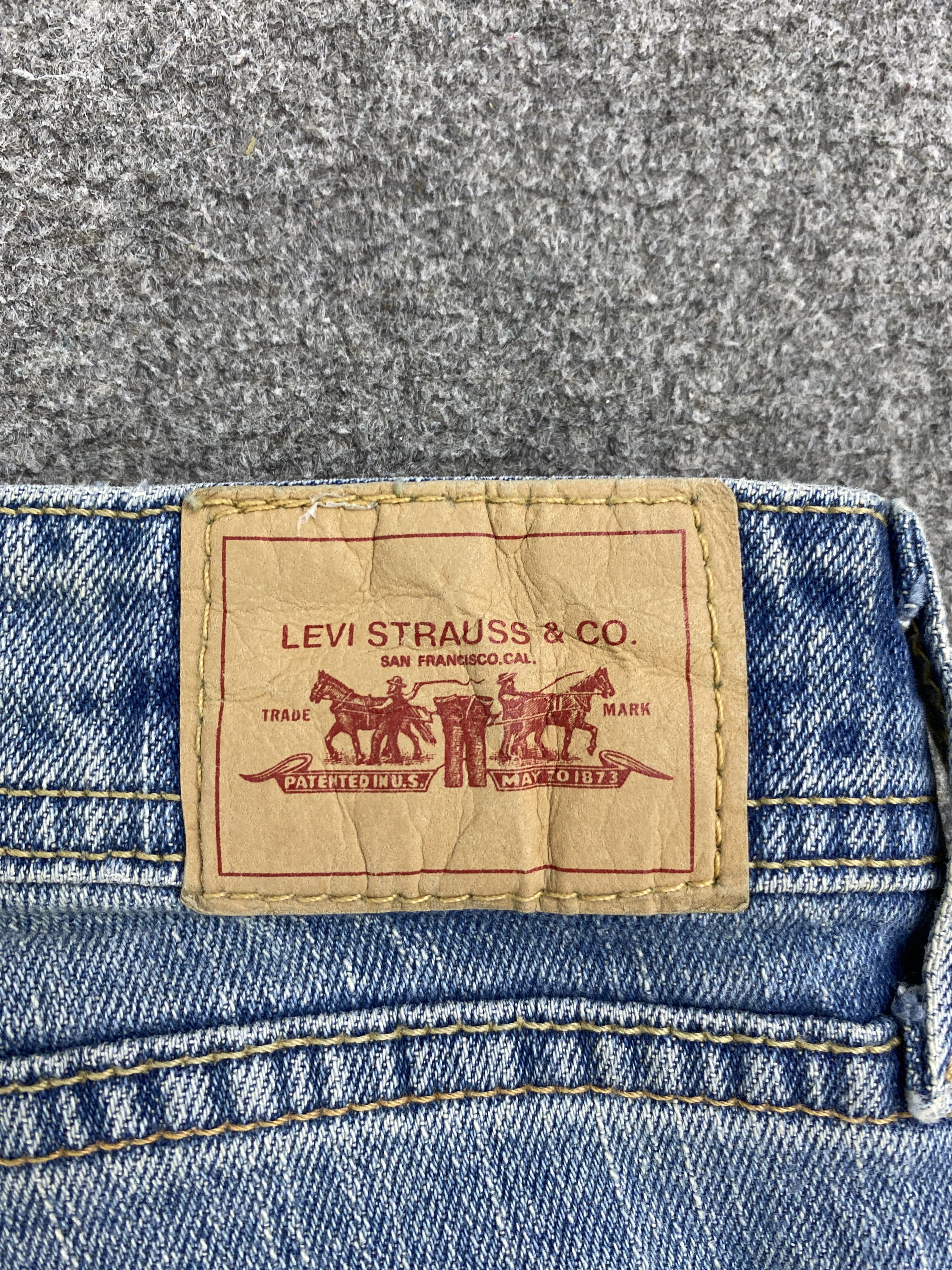 Levi's × Vintage Vintage Levi's 518 Superlow Bootcut Jeans Size US 35 - 5 Thumbnail