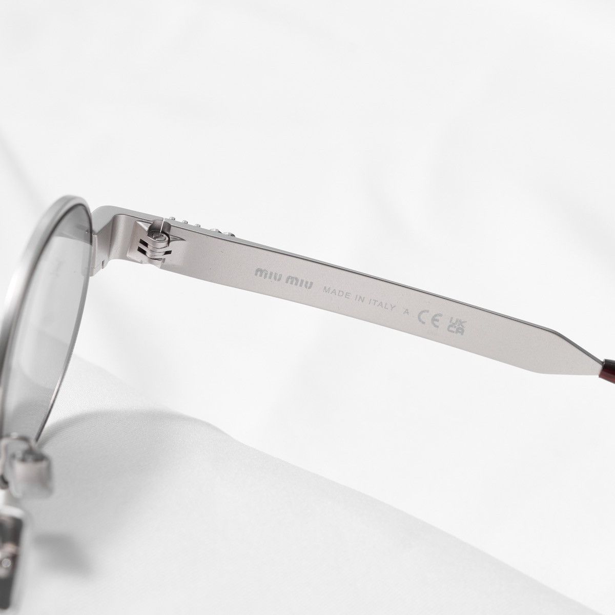 Miu Miu MIU MIU 0MU B51S 21M50Q SUNGLASSES Size ONE SIZE - 5 Thumbnail