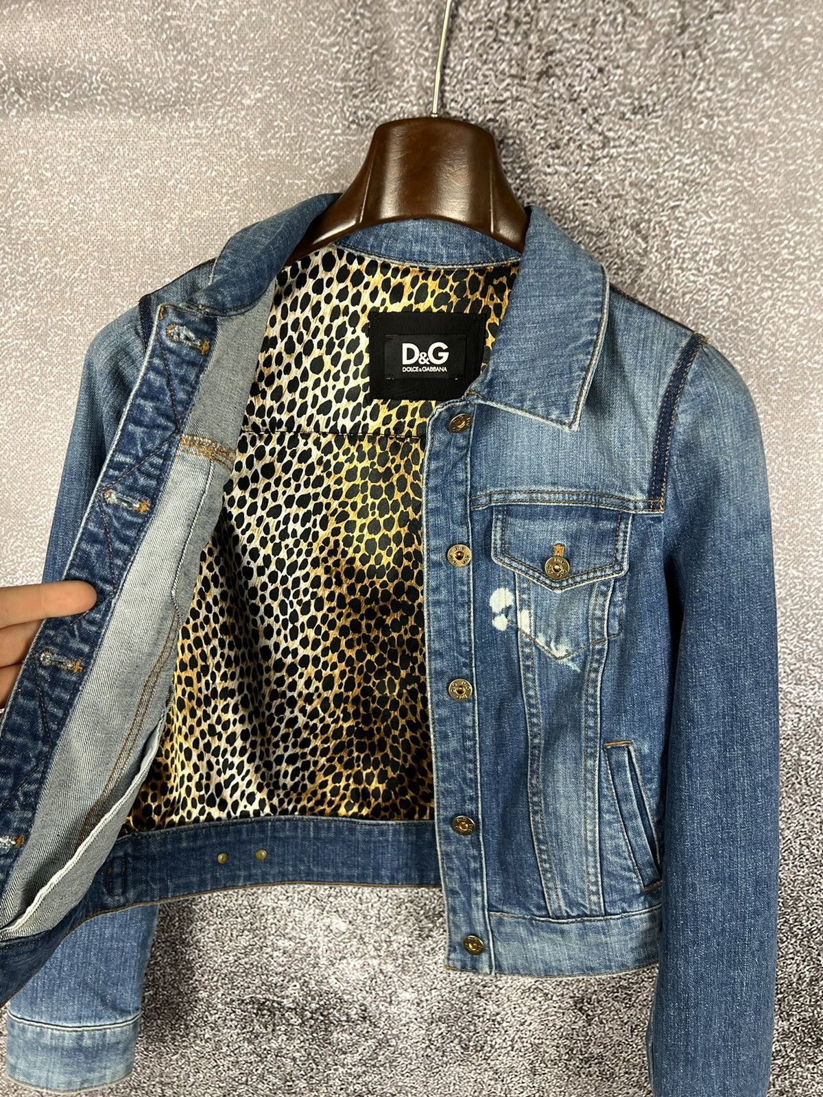 Designer × Dolce & Gabbana Dolce & Gabbana denim trucker jacket animal dotted ornaments Size M / US 6-8 / IT 42-44 - 10 Thumbnail