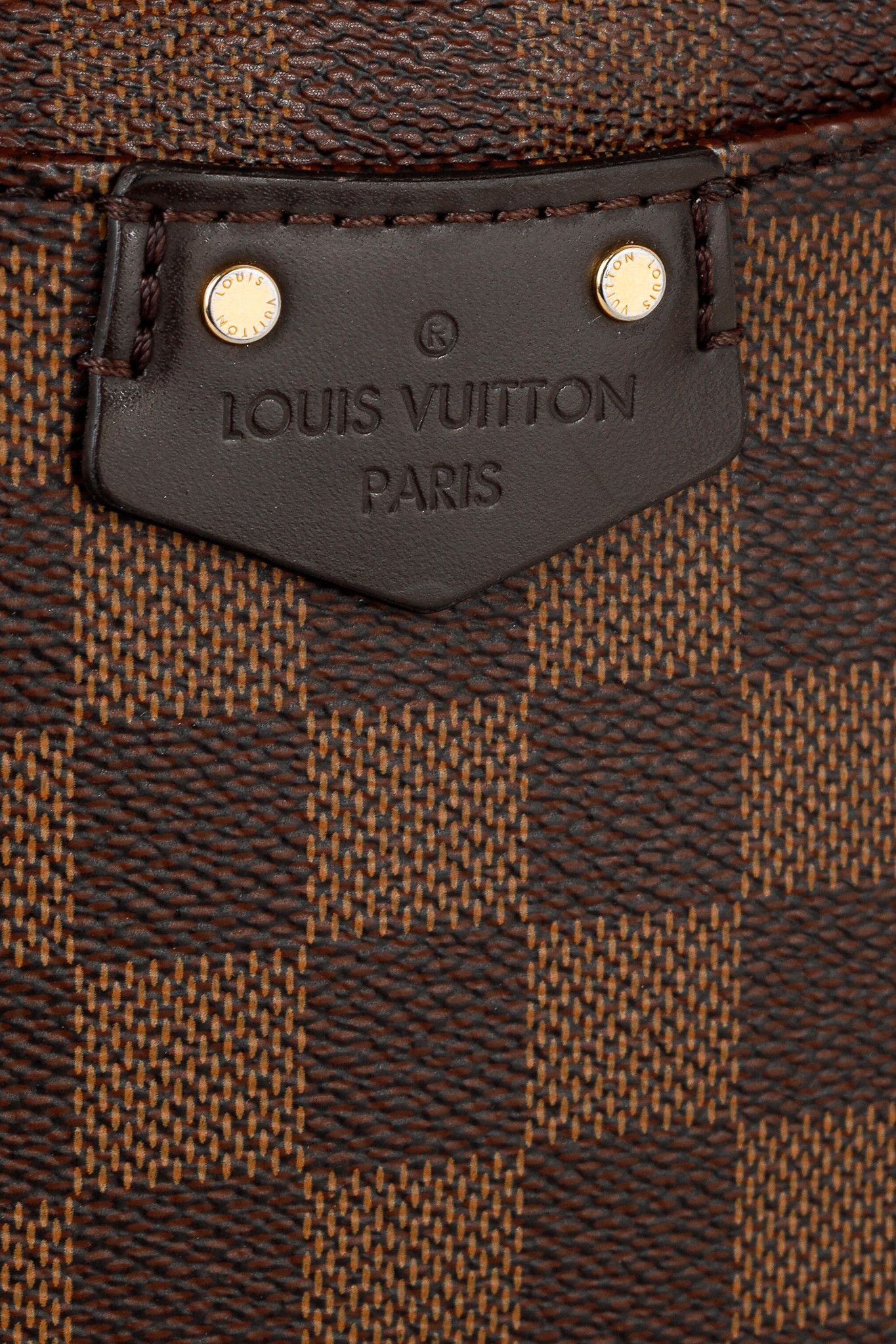 Louis Vuitton Louis Vuitton South Bank Besace Canvas Shoulder Bag Size ONE SIZE - 11 Thumbnail