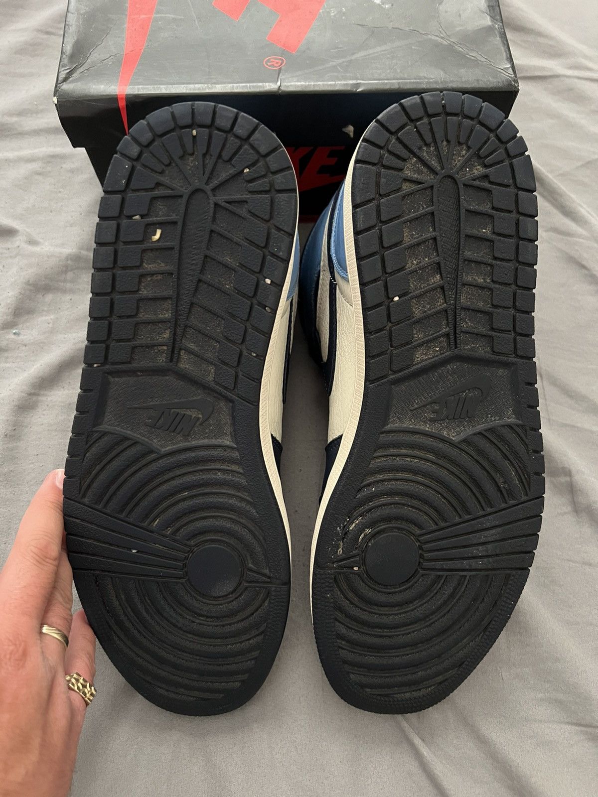 Jordan Brand Jordan 1 retro high OG obsidian UNC Size US 10 / EU 43 - 5 Thumbnail