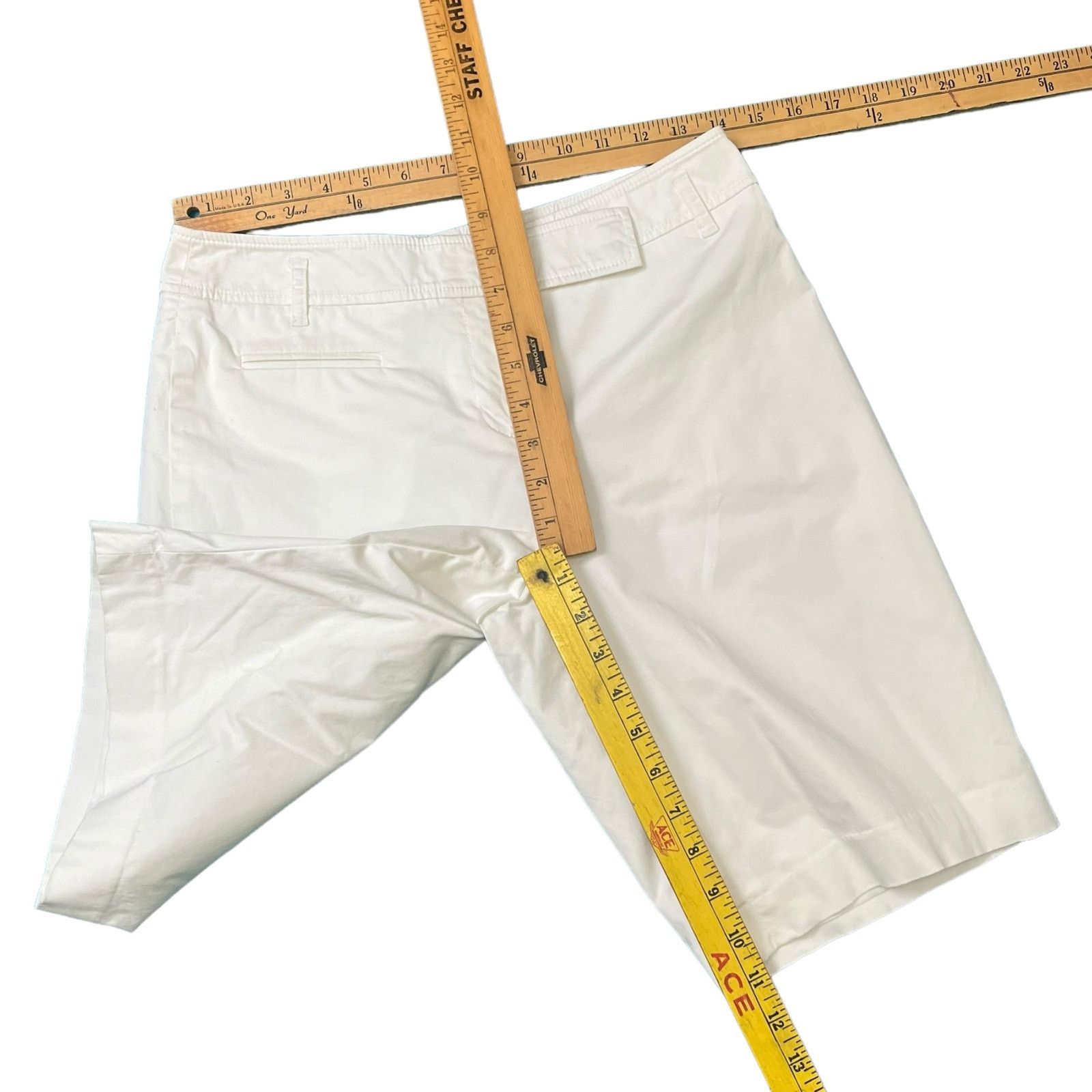 Loft Ann Taylor LOFT lined white high rise chino shorts women's 4 Size 27" / US 4 / IT 40 - 7 Thumbnail