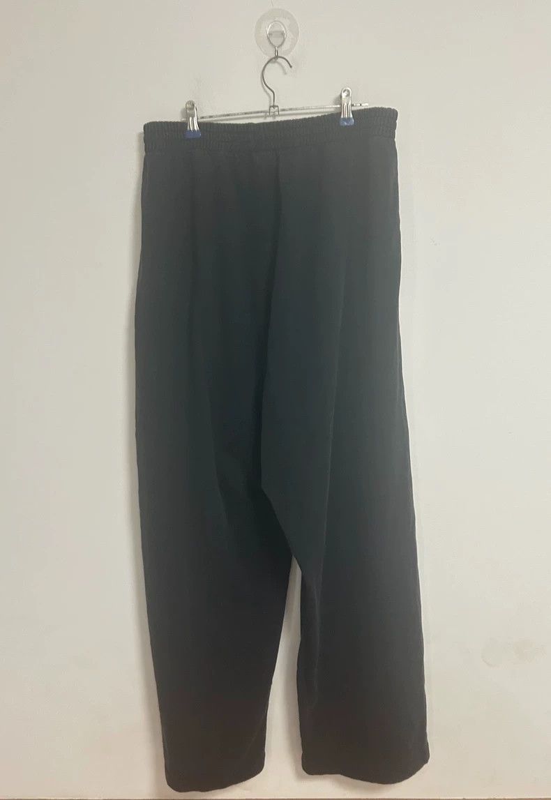 Balenciaga Balenciaga size L Pants sporty large logo 23fw side wash l Size US 26 / EU 42 - 2 Thumbnail