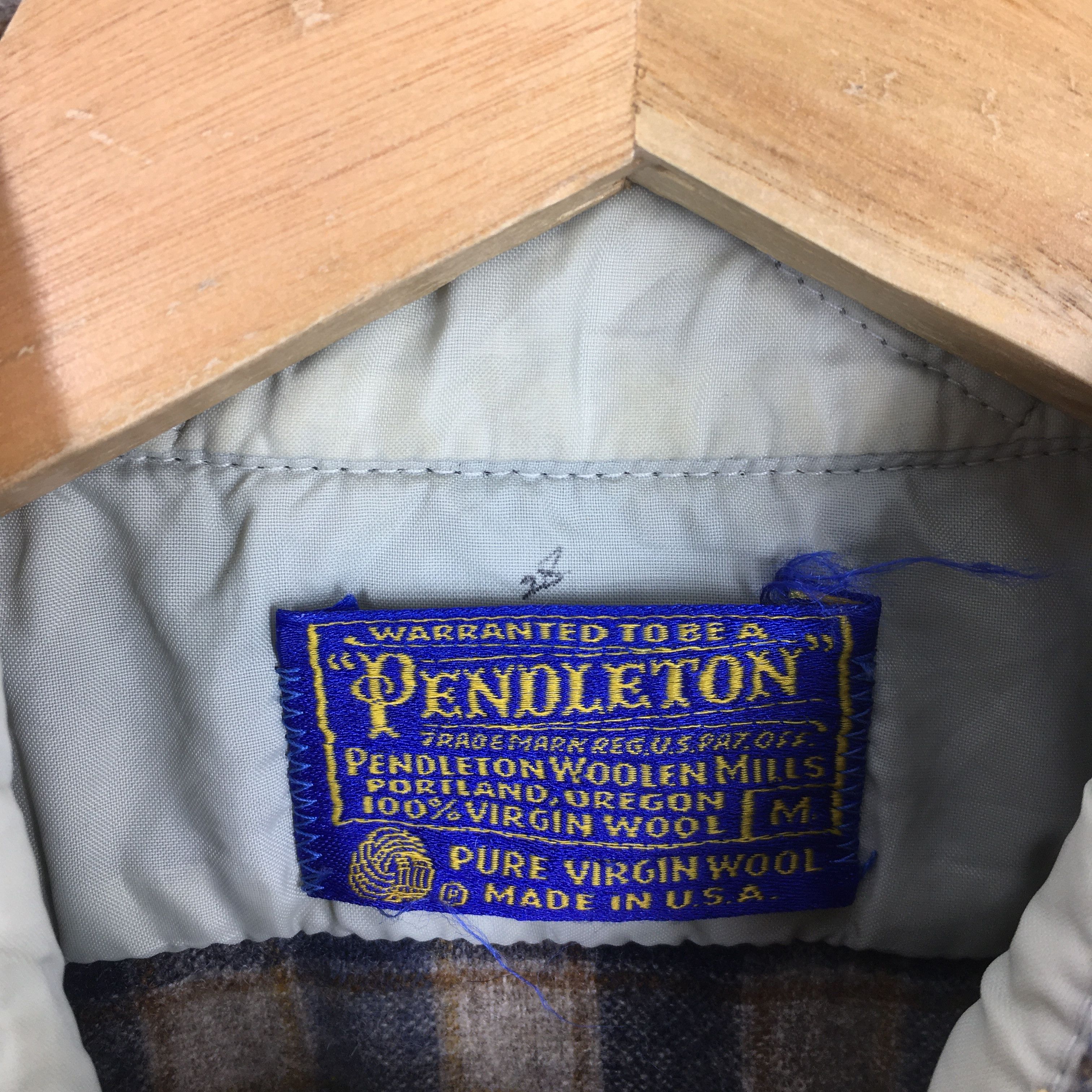 Pendleton Vintage 1980s Pendleton Plaid Shadow Gray Checkered Shirt M Size US M / EU 48-50 / 2 - 5 Thumbnail