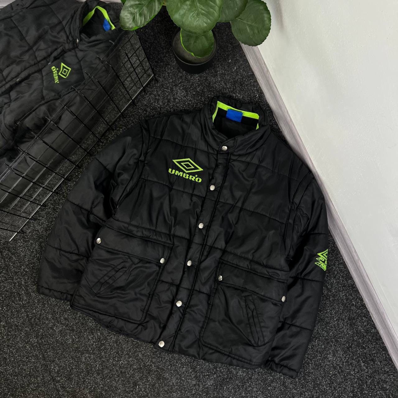 Umbro Umbro vintage jacket vest pro training big logo 90s gorpcore Size US L / EU 52-54 / 3 - 1 Thumbnail