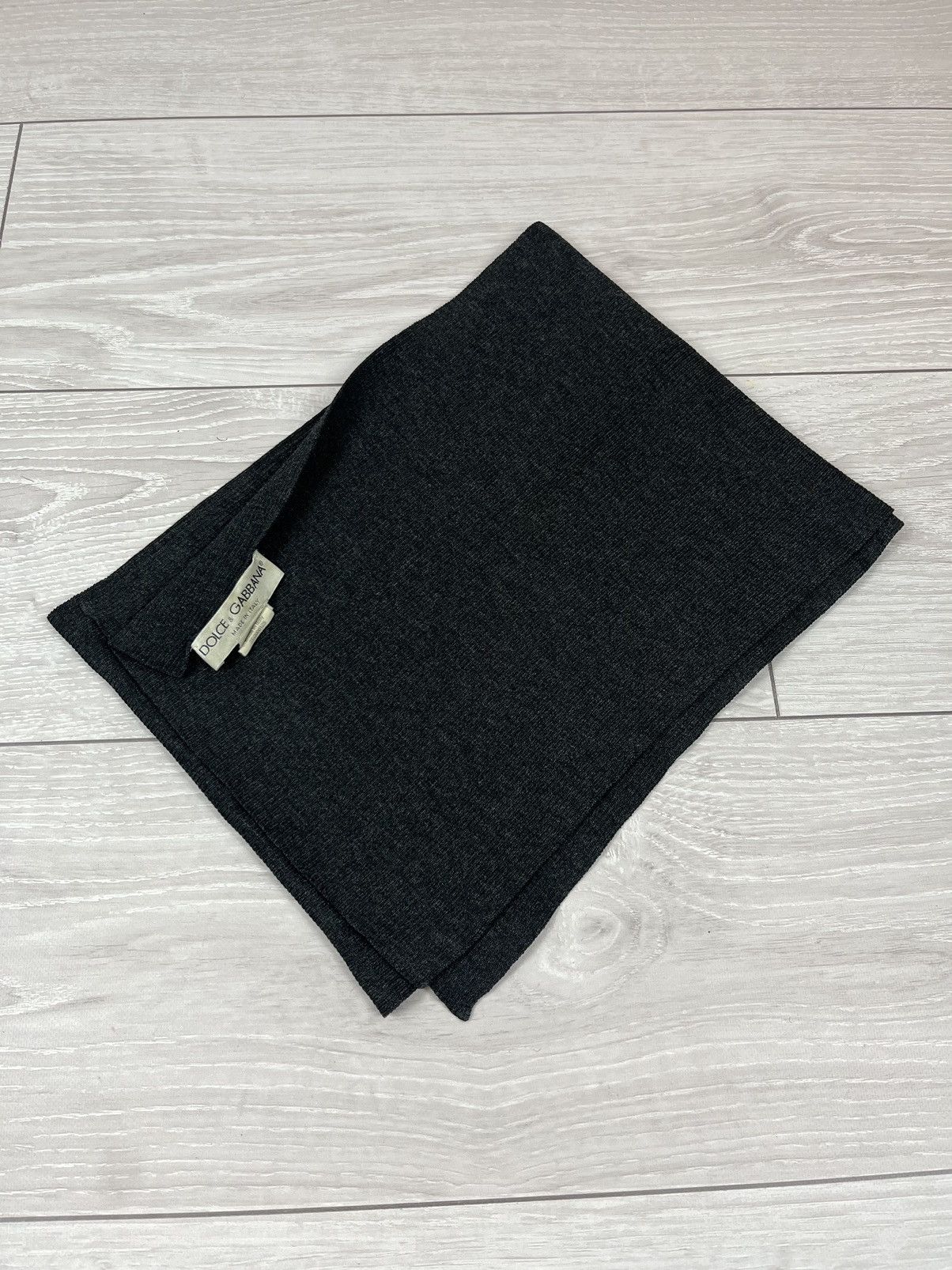 Dolce & Gabbana Dolce Gabbana Vintage 100% Wool Grey Knit Scarf Size ONE SIZE - 1 Thumbnail