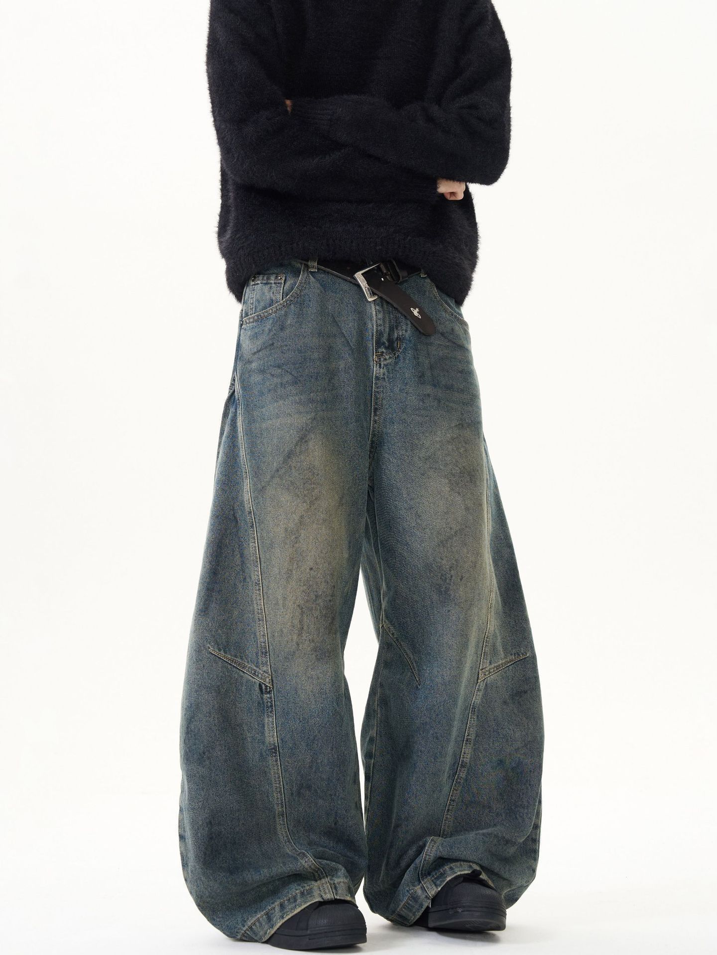 Vintage Men's American Retro Distressed Gradient Curved-Leg Jeans Size US 32 / EU 48 - 4 Thumbnail