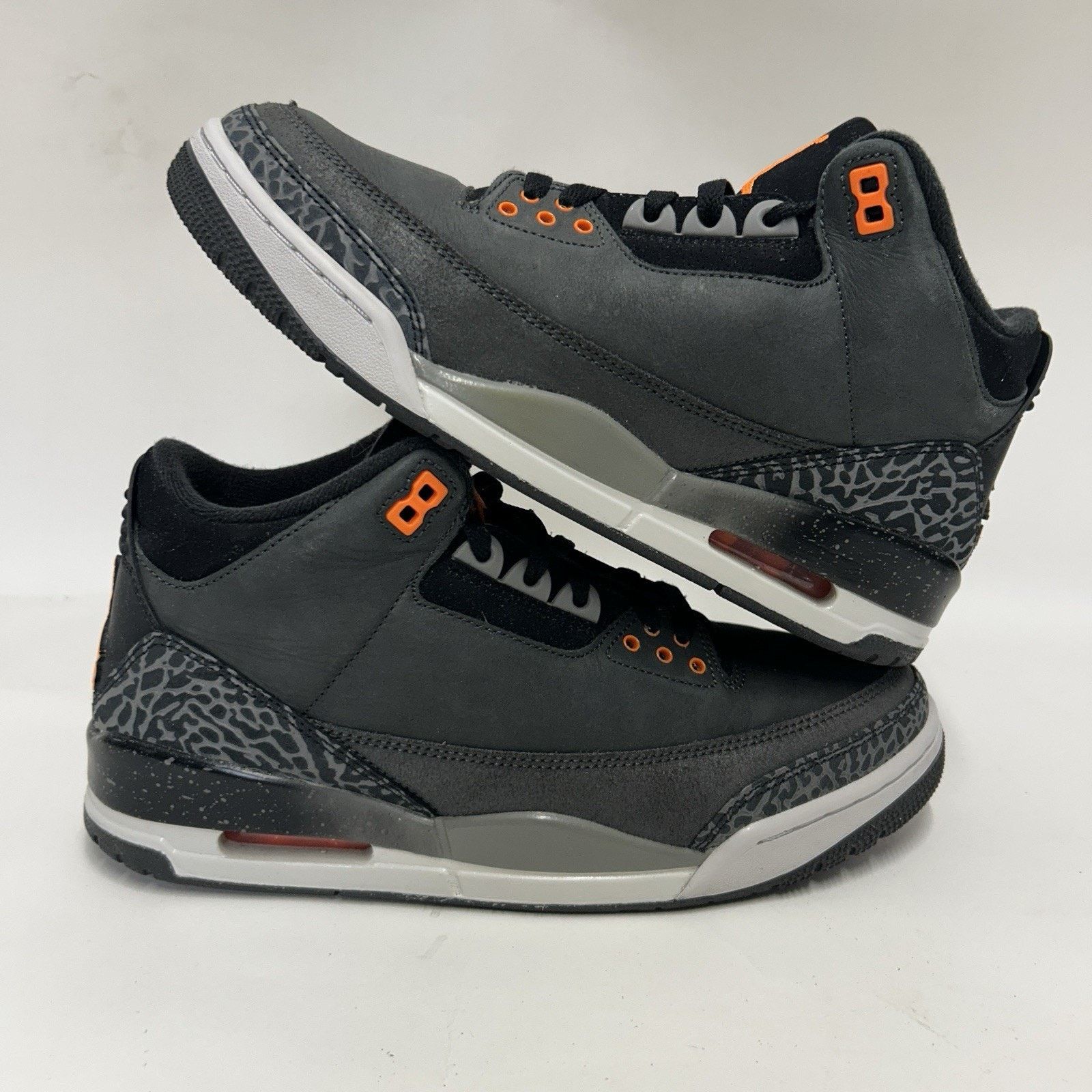 Jordan Brand Nike Air Jordan 3 Retro OG “Fear Pack” CT8532-080 Size US 9 / EU 42 - 1 Thumbnail