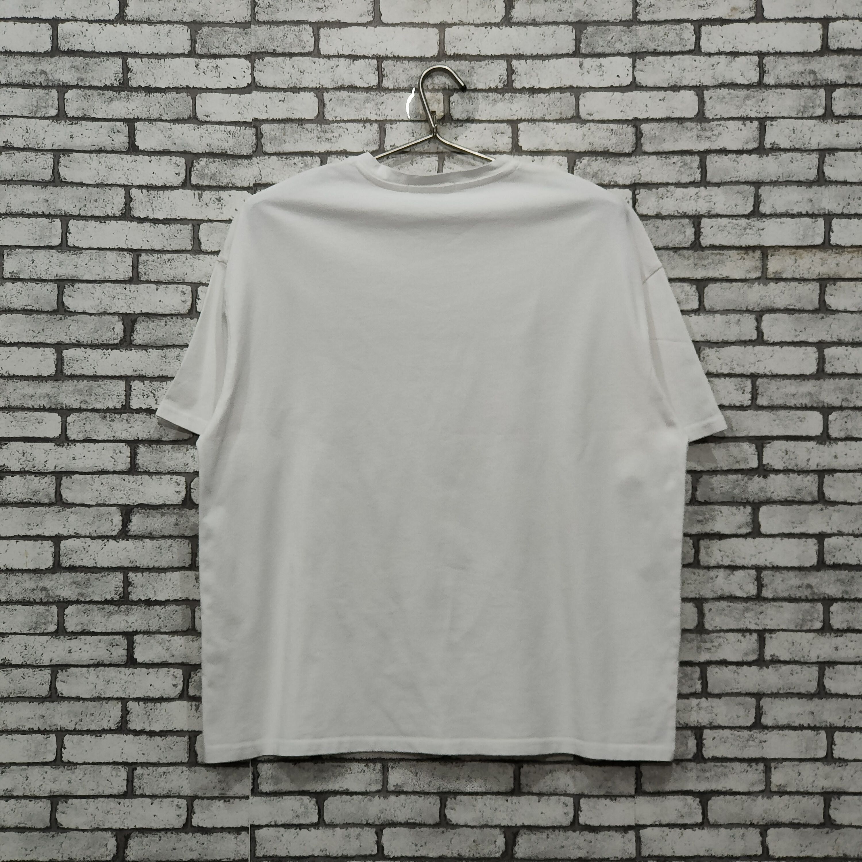 Other 🔥Urban Revivo t-shirt Size US M / EU 48-50 / 2 - 4 Thumbnail