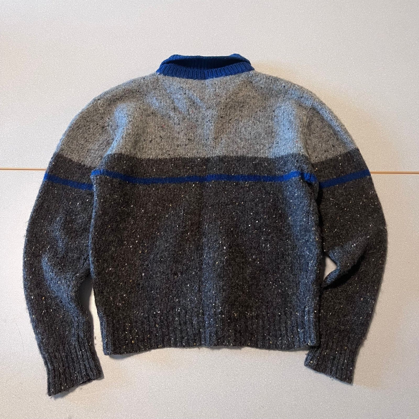 Yves Saint Laurent Yves Saint Laurent Mens Gray Wool Sweater – Size L Size US L / EU 52-54 / 3 - 2 Thumbnail