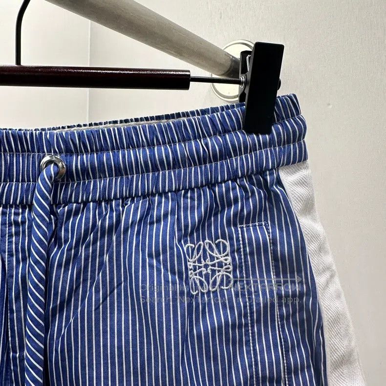 Loewe Loewe size XS Striped logo drawstring shorts Size 24" / US 00 / IT 34 - 6 Thumbnail