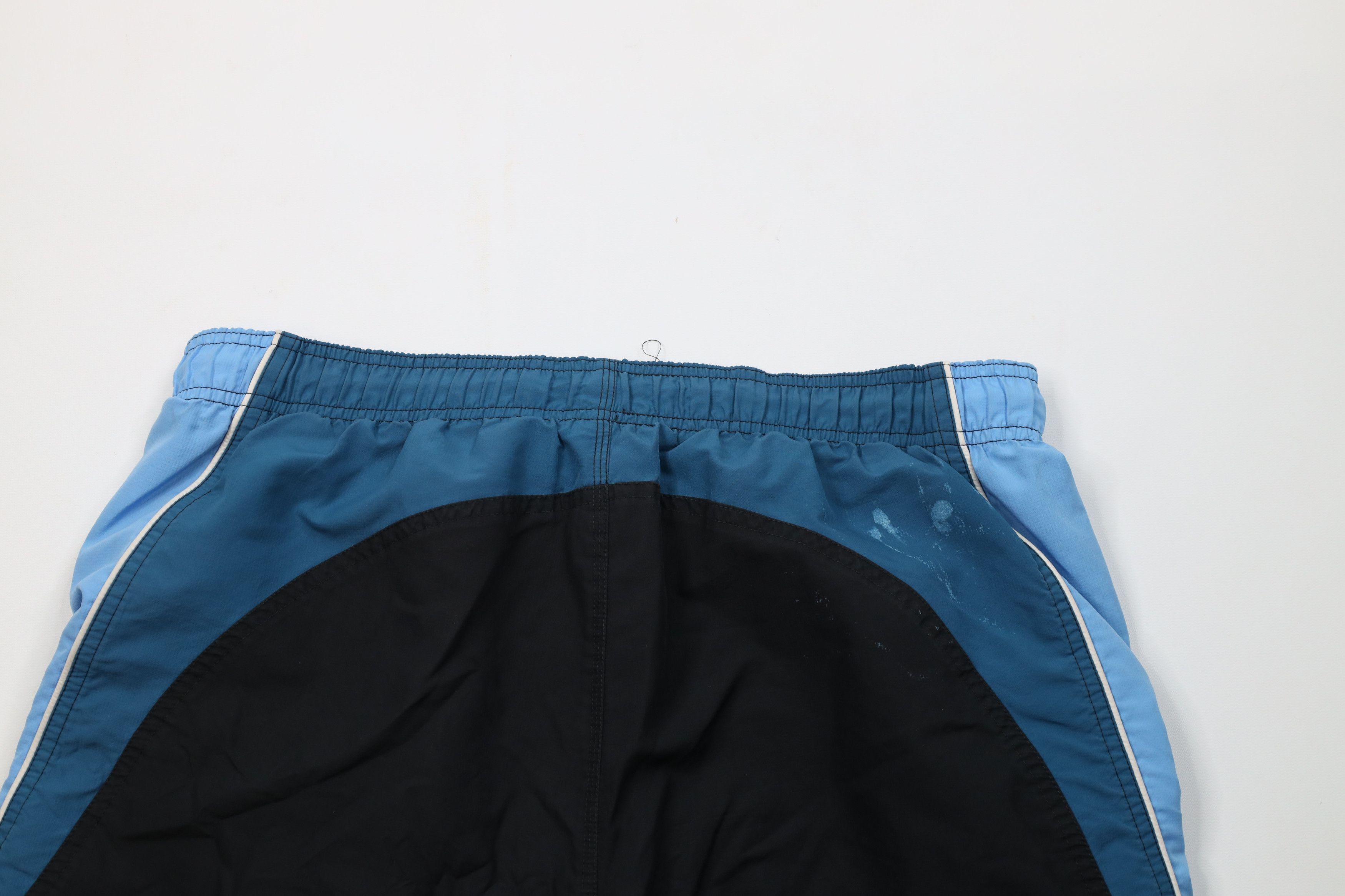 Nike Vintage Nike Block Travis Scott Mini Swoosh Lined Shorts Size US 32 / EU 48 - 10 Thumbnail