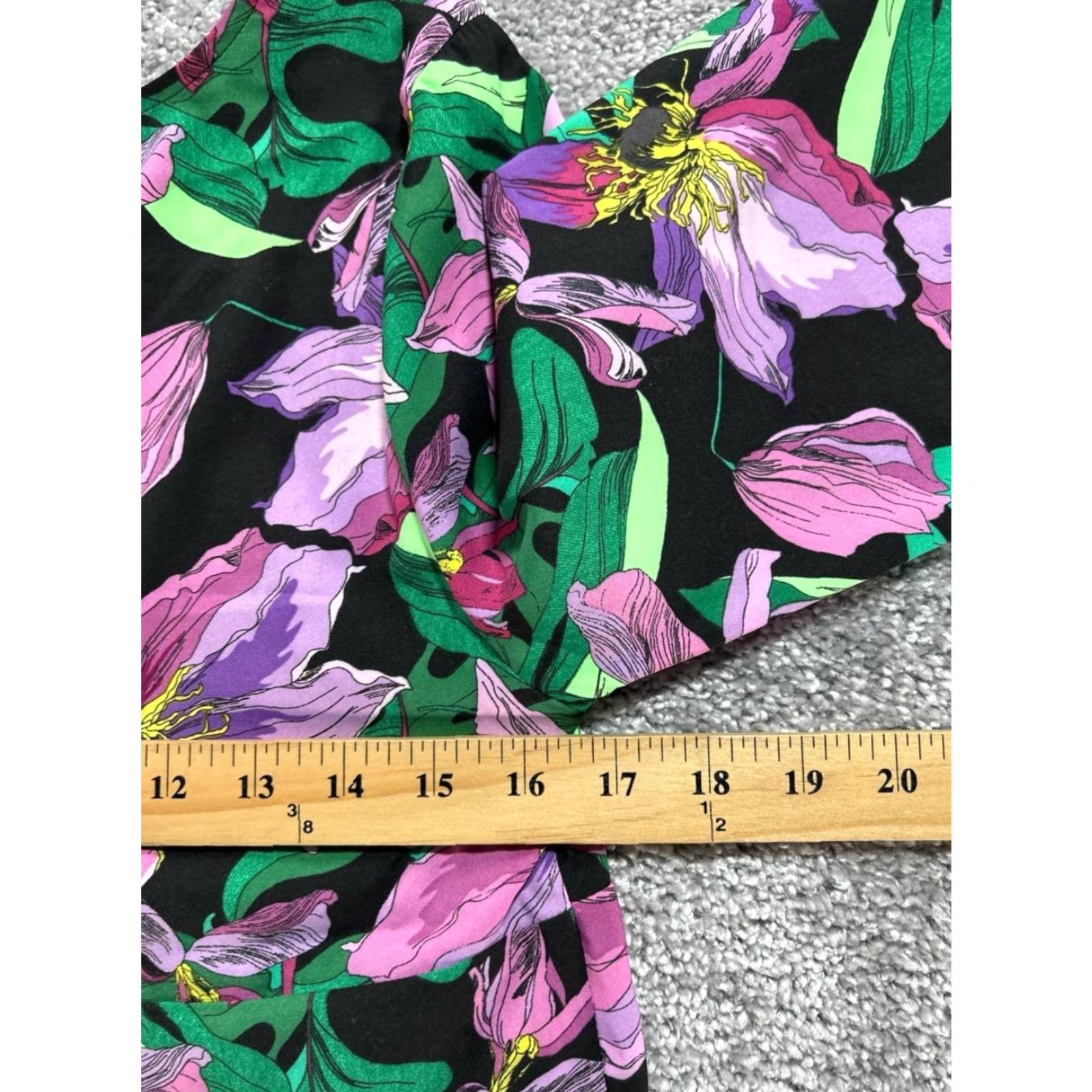 Express Express Blouse Top Womens Small Multicolor Stretch Floral Tie Front V Neck New Size S / US 4 / IT 40 - 5 Thumbnail