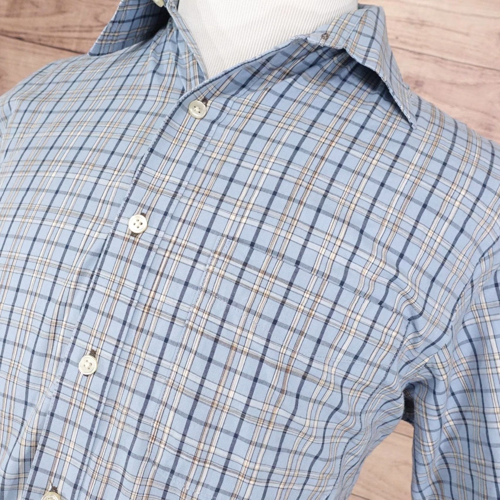 Van Heusen VINTAGE Van Heusen Shirt Mens Medium Blue Plaid Short Sleeve Button Front Cotton Pocket Shirt (Men) Size US M / EU 48-50 / 2 - 2 Thumbnail