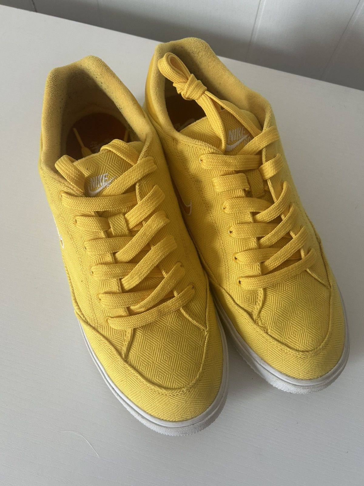 Nike × Supreme Supreme x Nike SB GTS QS 2015 Size US 10.5 / EU 43-44 - 7 Thumbnail