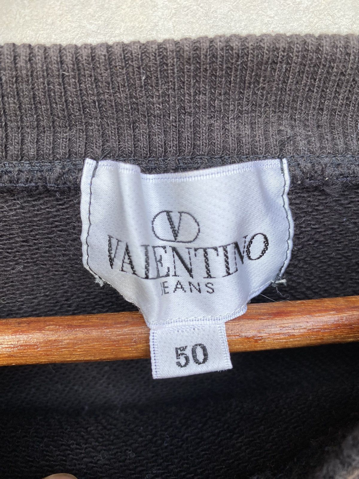 Valentino Valentino Jeans Sweatshirt Pocket Pullover Jumper Size 50 Size US M / EU 48-50 / 2 - 10 Thumbnail