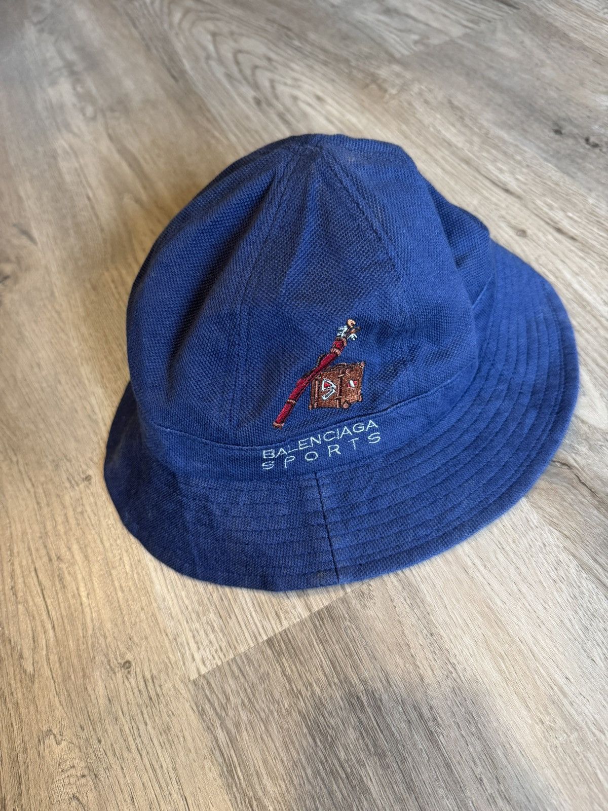 Balenciaga VINTAGE BALENCIAGA SPORTS BUCKET HAT Size ONE SIZE - 5 Thumbnail