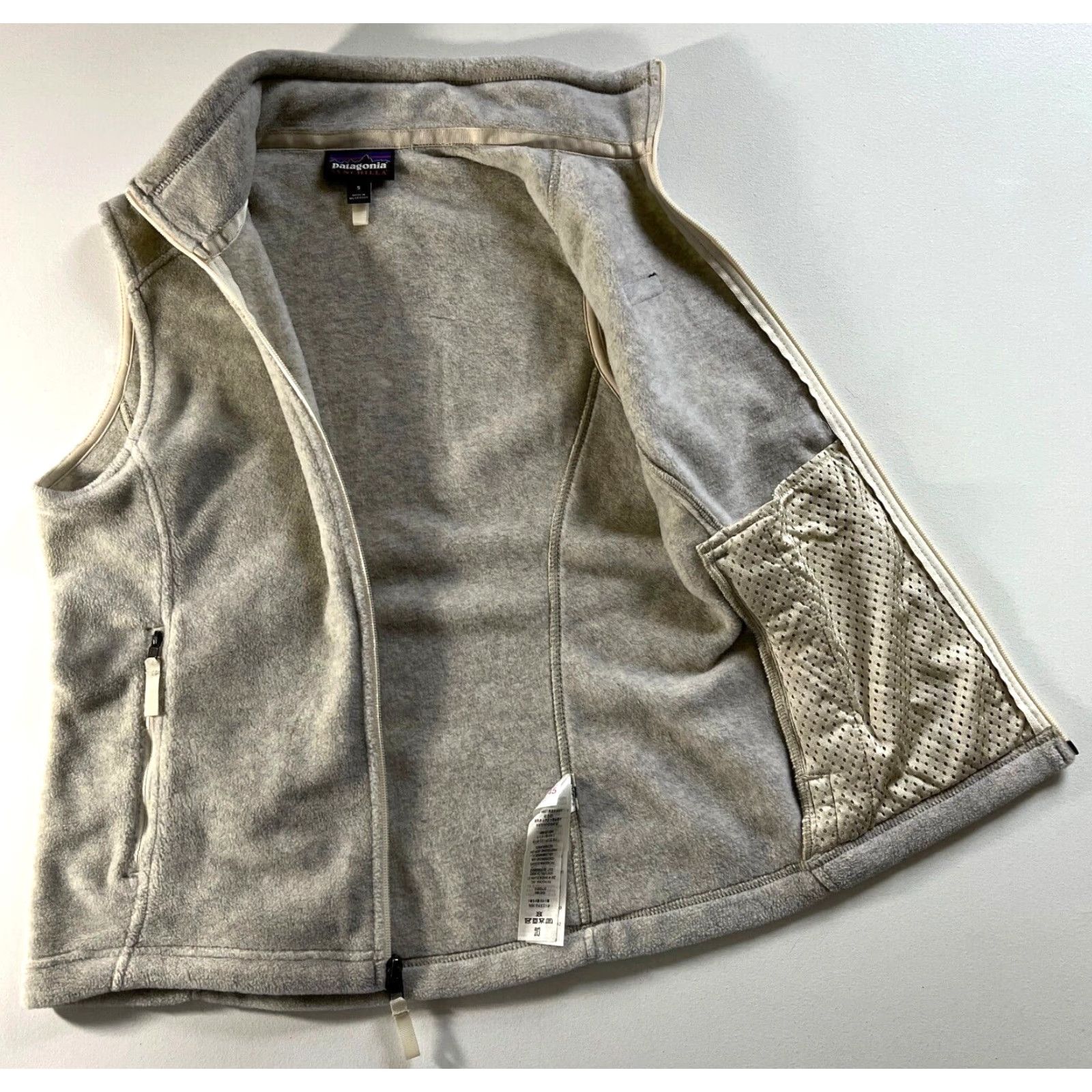 Patagonia Patagonia Women's Vest Synchilla Full Zip Oat Solid Small Size S / US 4 / IT 40 - 4 Thumbnail
