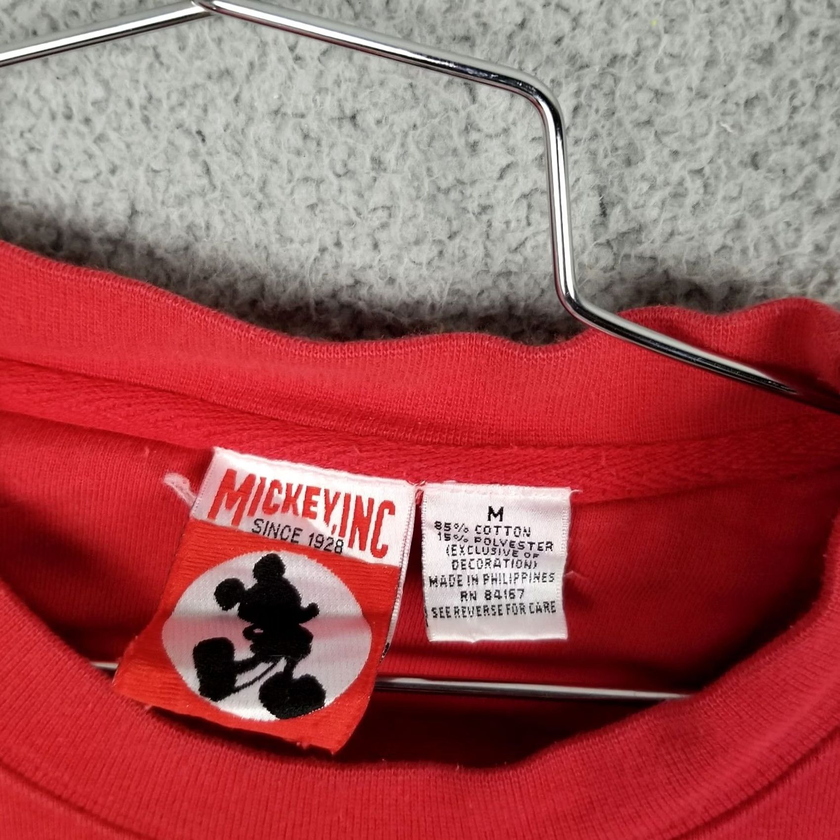 Vintage VINTAGE Mickey INC Disneyland Red Embroidered Sweatshirt Crew Neck Adult Medium Flawed Linen? Size US L / EU 52-54 / 3 - 3 Thumbnail