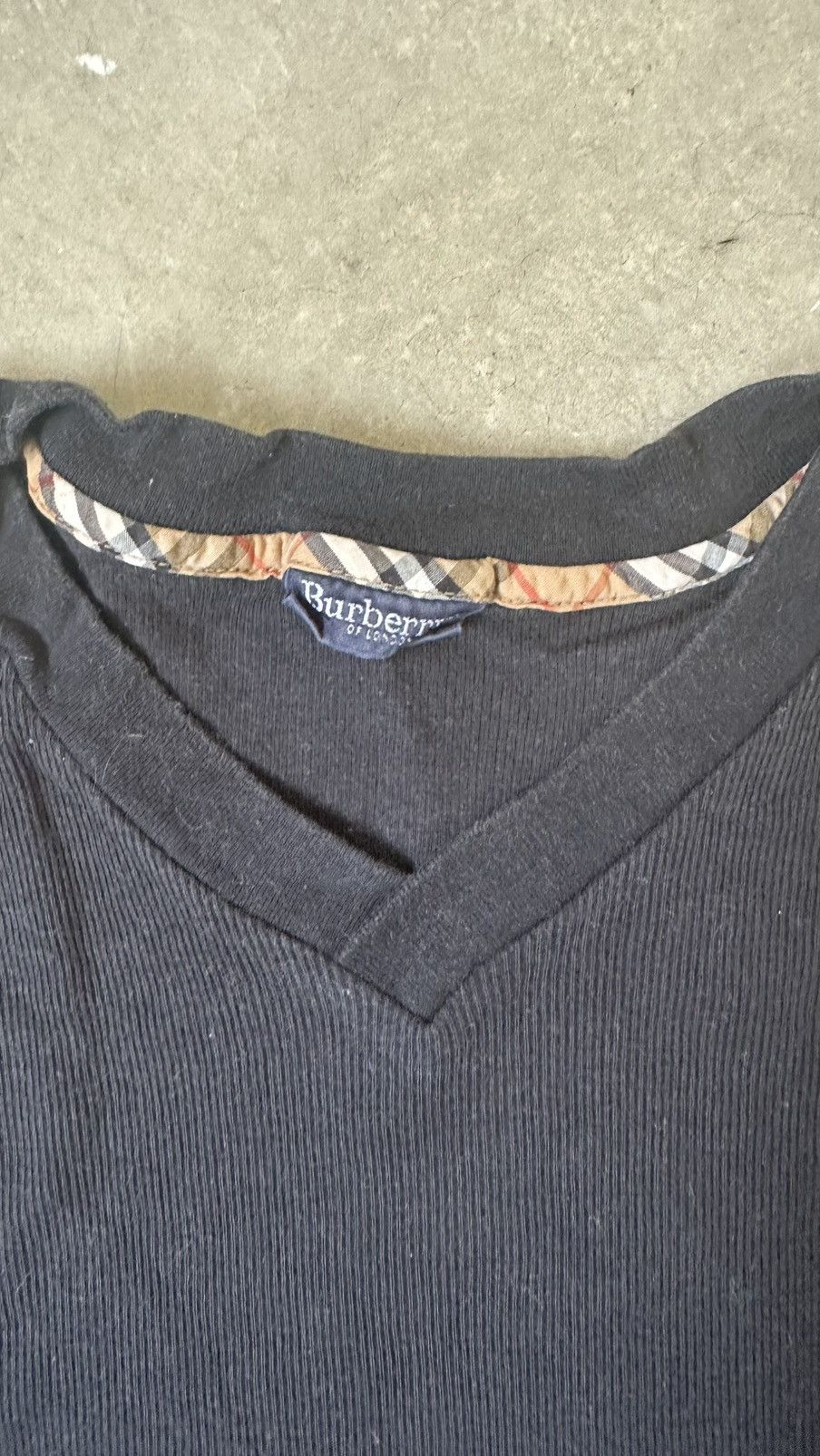 Burberry BUERBERRY V NECK BASIC TEE Size US S / EU 44-46 / 1 - 3 Thumbnail