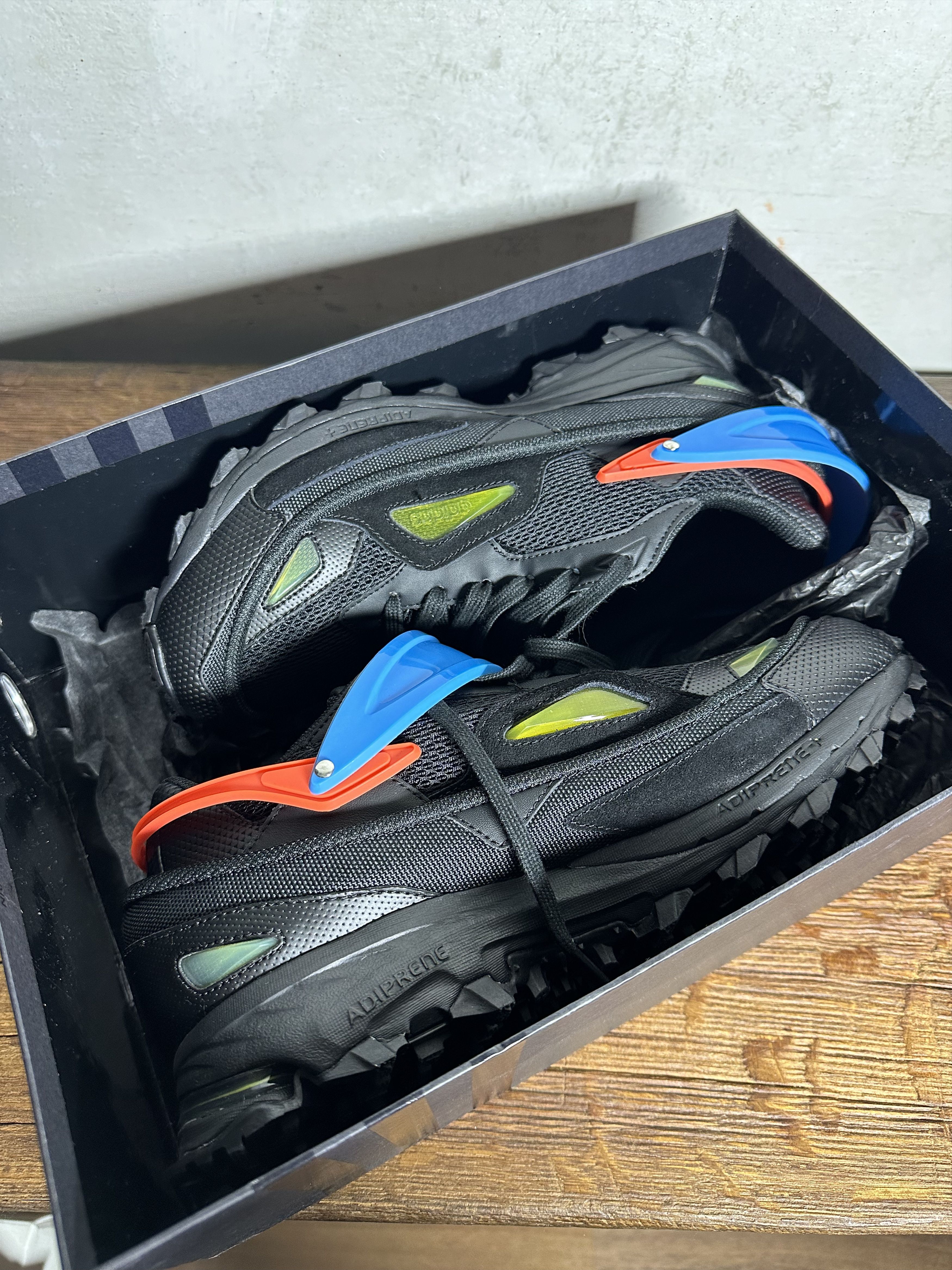 Adidas × Raf Simons EXTREMELY RARE Raf Simons Response Black Blue Trail 2 Size US 6.5 / EU 39-40 - 6 Thumbnail