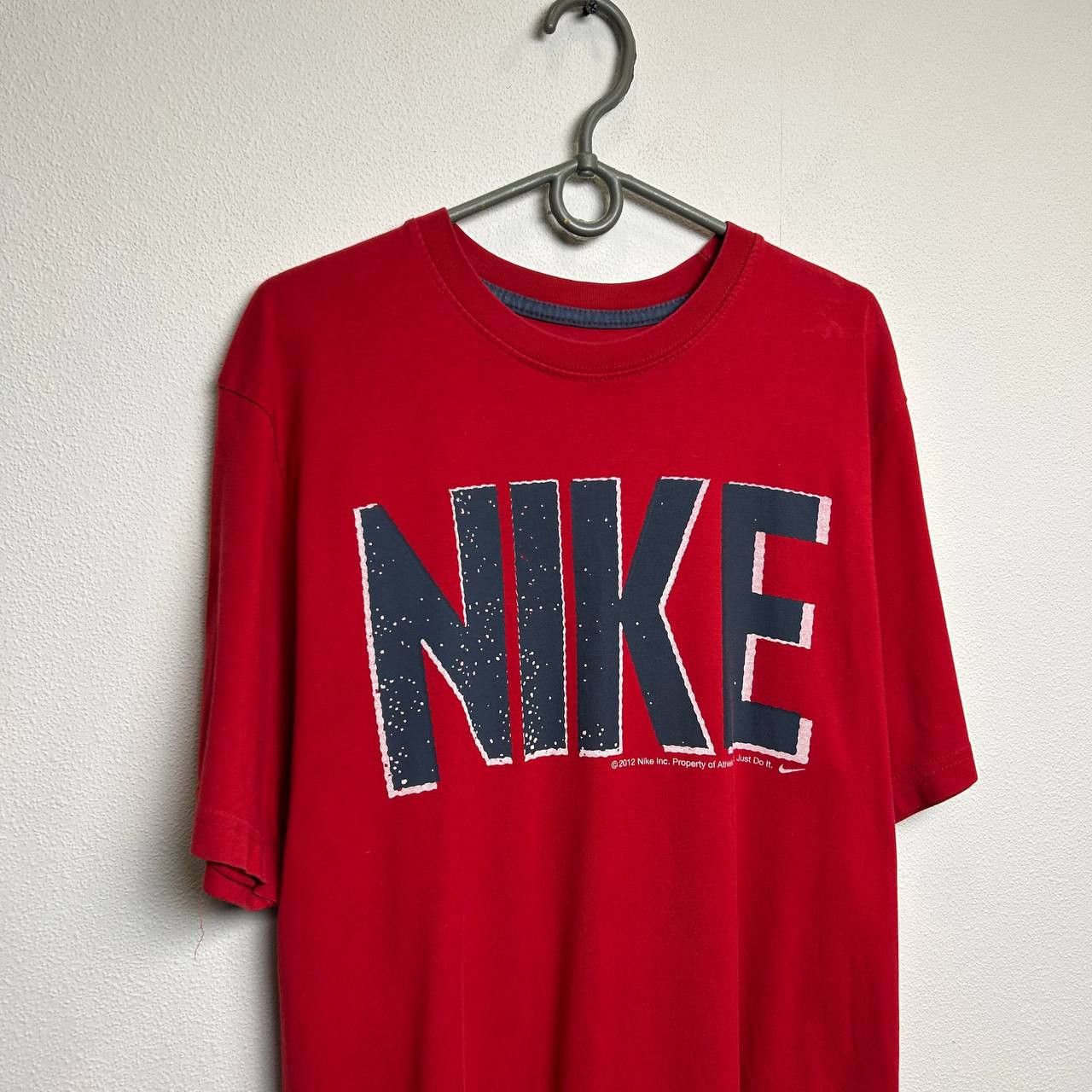 Nike Vintage Nike Big logo 2012 streetwear y2k sport tee Size US L / EU 52-54 / 3 - 2 Thumbnail