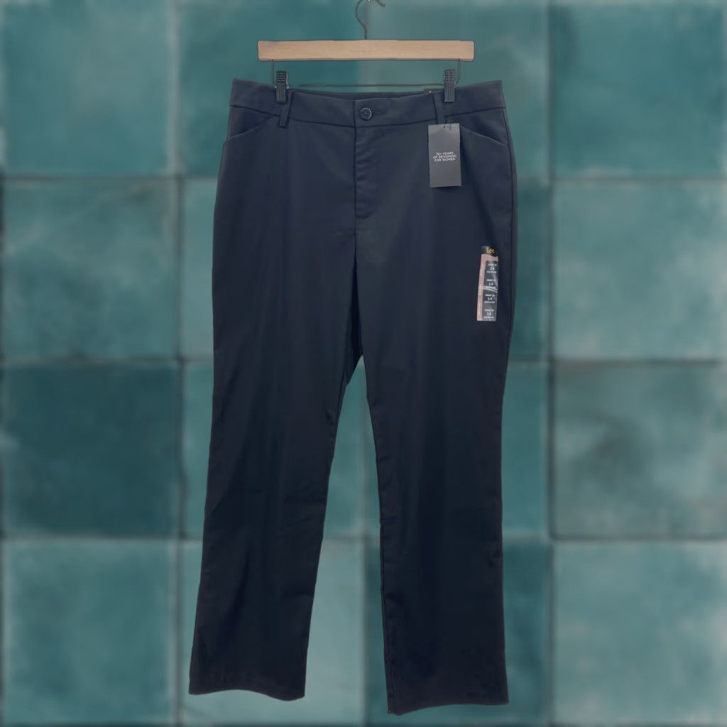 Lee Lee Pants Womens 14 Medium Black Straight Leg Wrinkle Free Work Office Classic Size 36" / US 14 / IT 50 - 1 Thumbnail