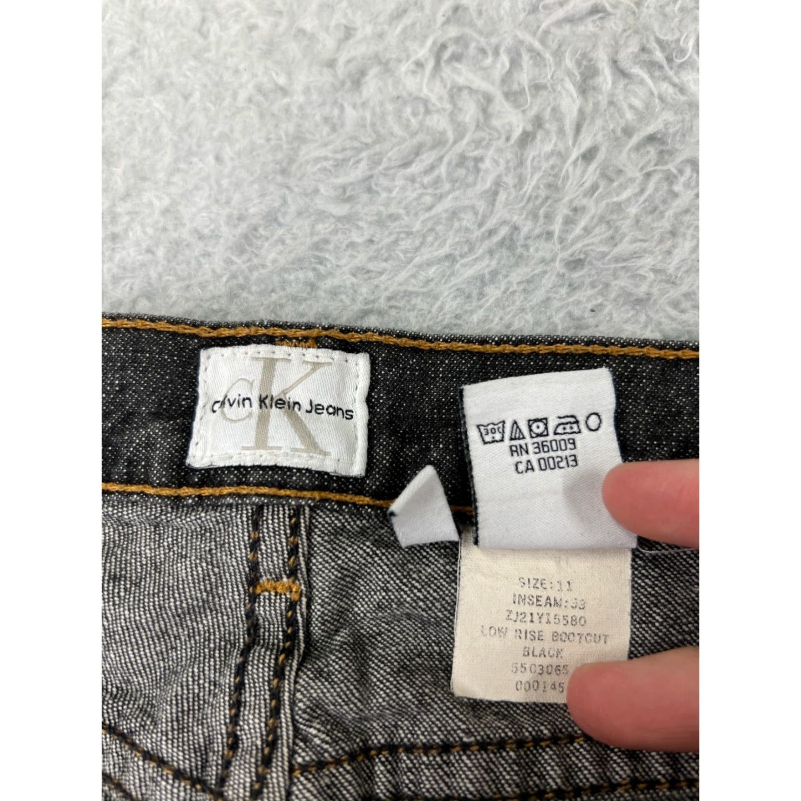 Calvin Klein Calvin Klein Jeans Women 11 Black Denim Boot Cut Low Rise Embroidered Size 32" / US 10 / IT 46 - 4 Thumbnail