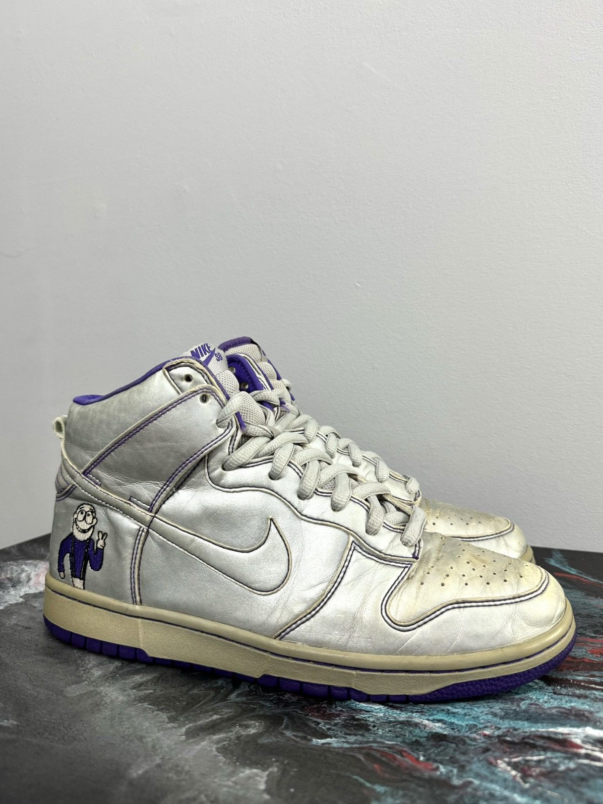 Rare Nike SB Dunk High Dinosaur JR