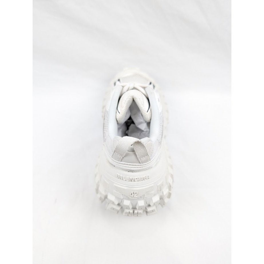 Balenciaga o1rshd1 Bouncer/Contrast Sneakers in Eggshell/Black Size US 9 / EU 42 - 12 Thumbnail