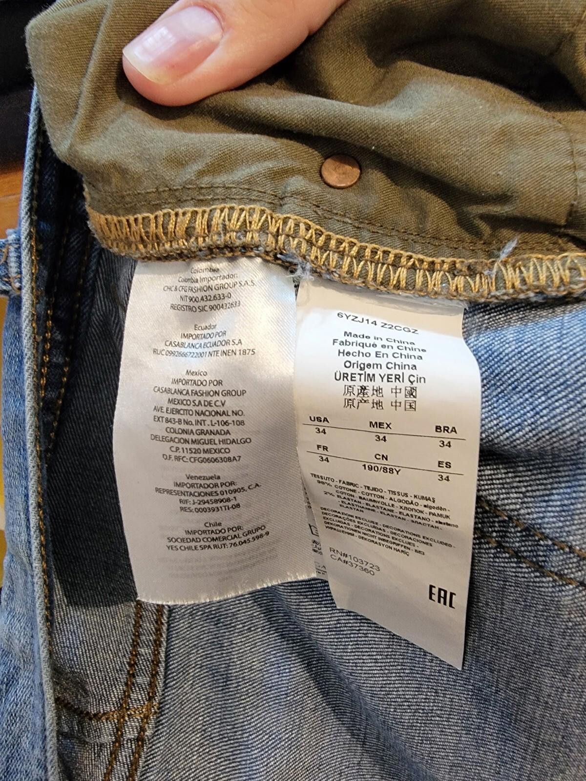 Armani Exchange Armani Exchange Mens Skinny Jeans 34 Blue Denim Distressed Size US 34 / EU 50 - 3 Thumbnail