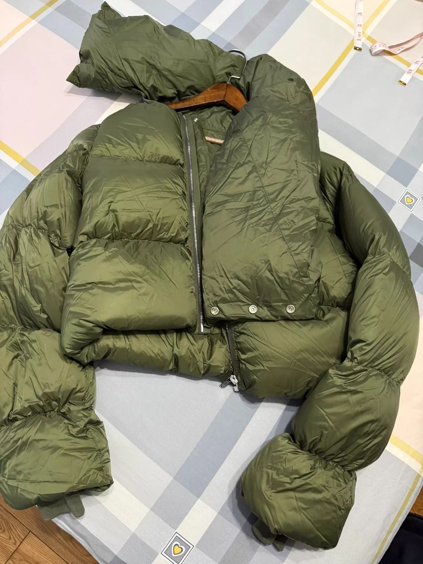 Rick Owens Rick Owens FW22 green oversized down jacket 9/10 Size XS / US 0-2 / IT 36-38 - 1 Thumbnail