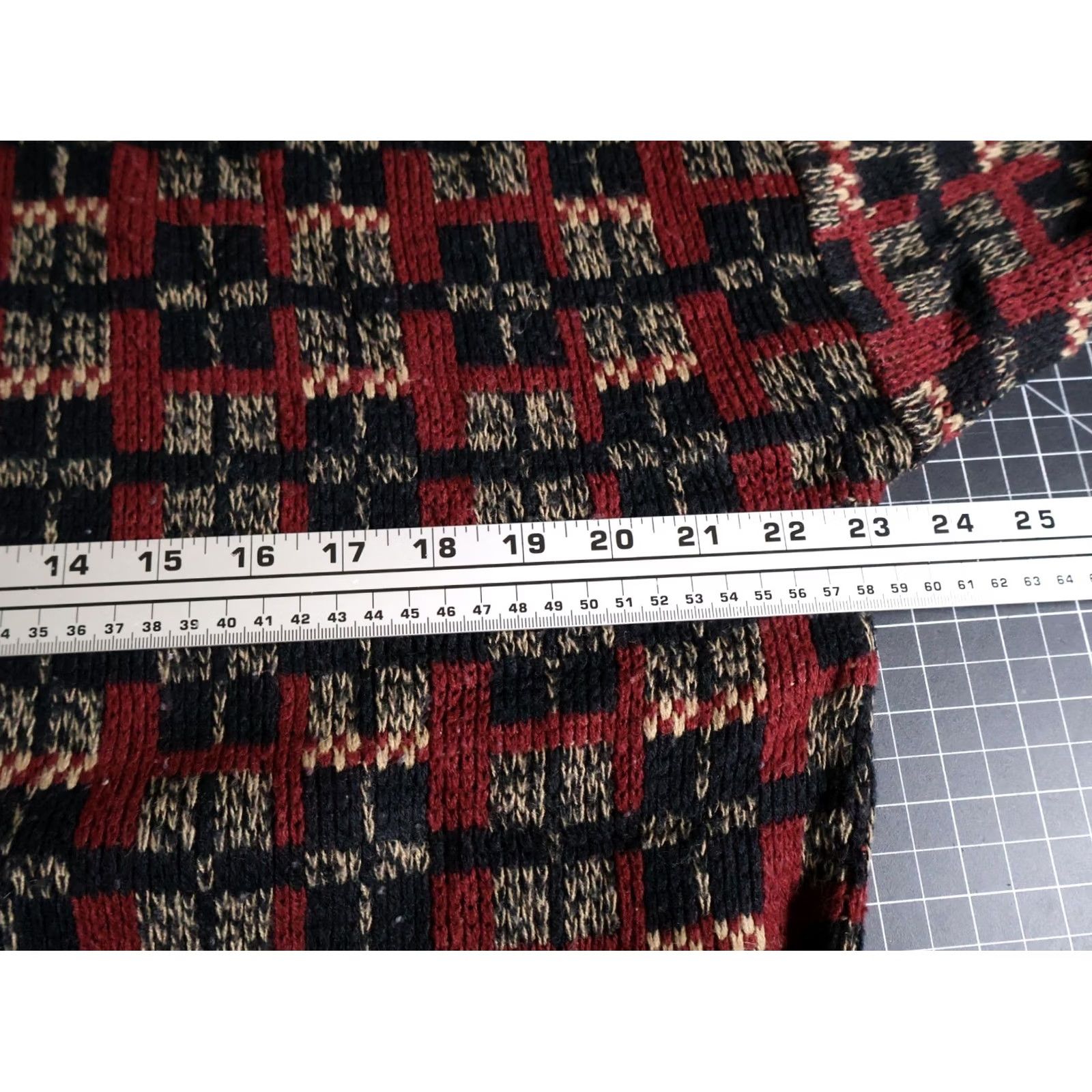 Vintage VINTAGE Windridge 90s Plaid Sweater Mens XL Red Gray Lightweight Knit Crew Neck Pullover Casual Size US XL / EU 56 / 4 - 5 Thumbnail