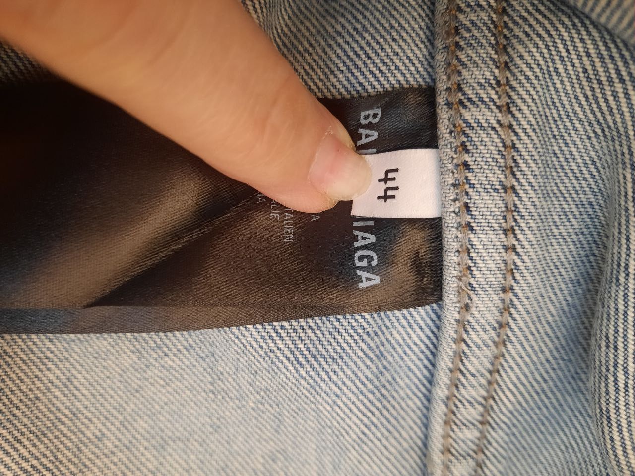 Balenciaga Organic BB Logo Denim Jacket Size US S / EU 44-46 / 1 - 5 Thumbnail