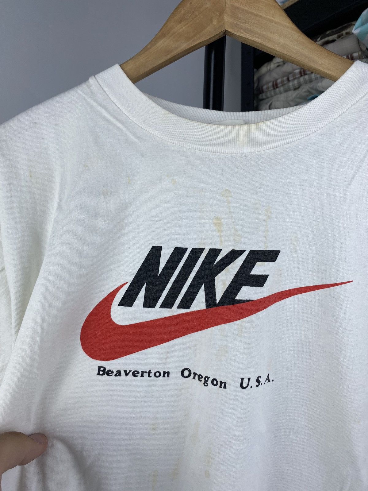 Nike × Vintage 70s🔥Nike Oregon Distressed Dirty White Vntg Tee Size US M / EU 48-50 / 2 - 2 Thumbnail