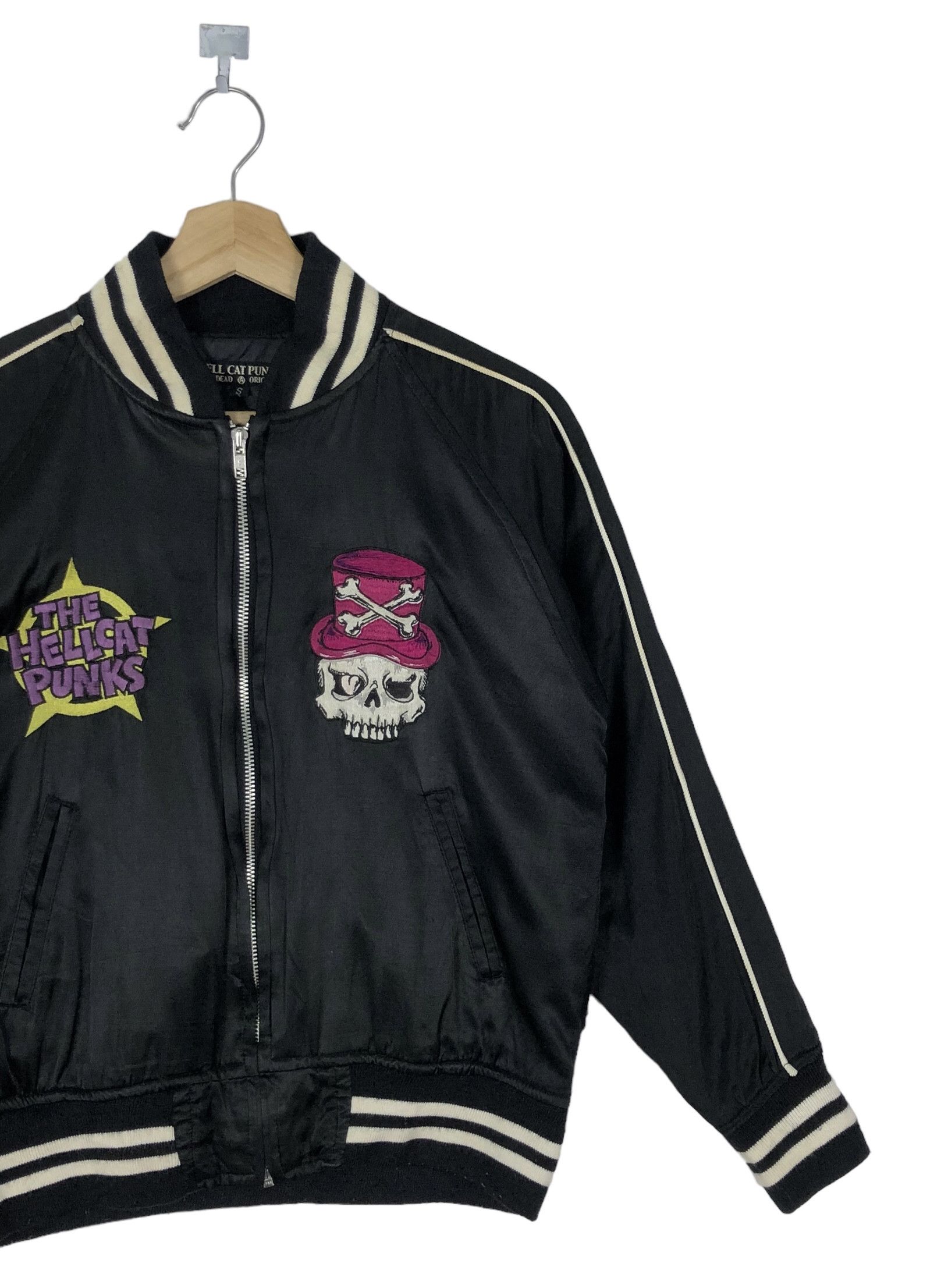 Japanese Brand RARE🔥THE HELLCAT PUNKS NOT DEAD SUKAJAN SATIN JACKET UNISEX Size US S / EU 44-46 / 1 - 3 Thumbnail