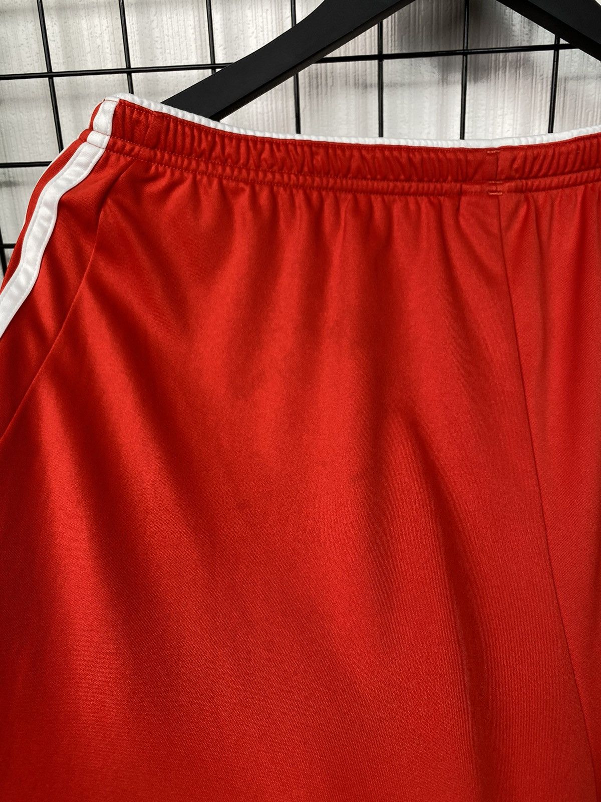 Adidas × Vintage Adidas Bayern Munich 2014-2015 Shorts Soccer Football Red L Size US 34 / EU 50 - 13 Thumbnail