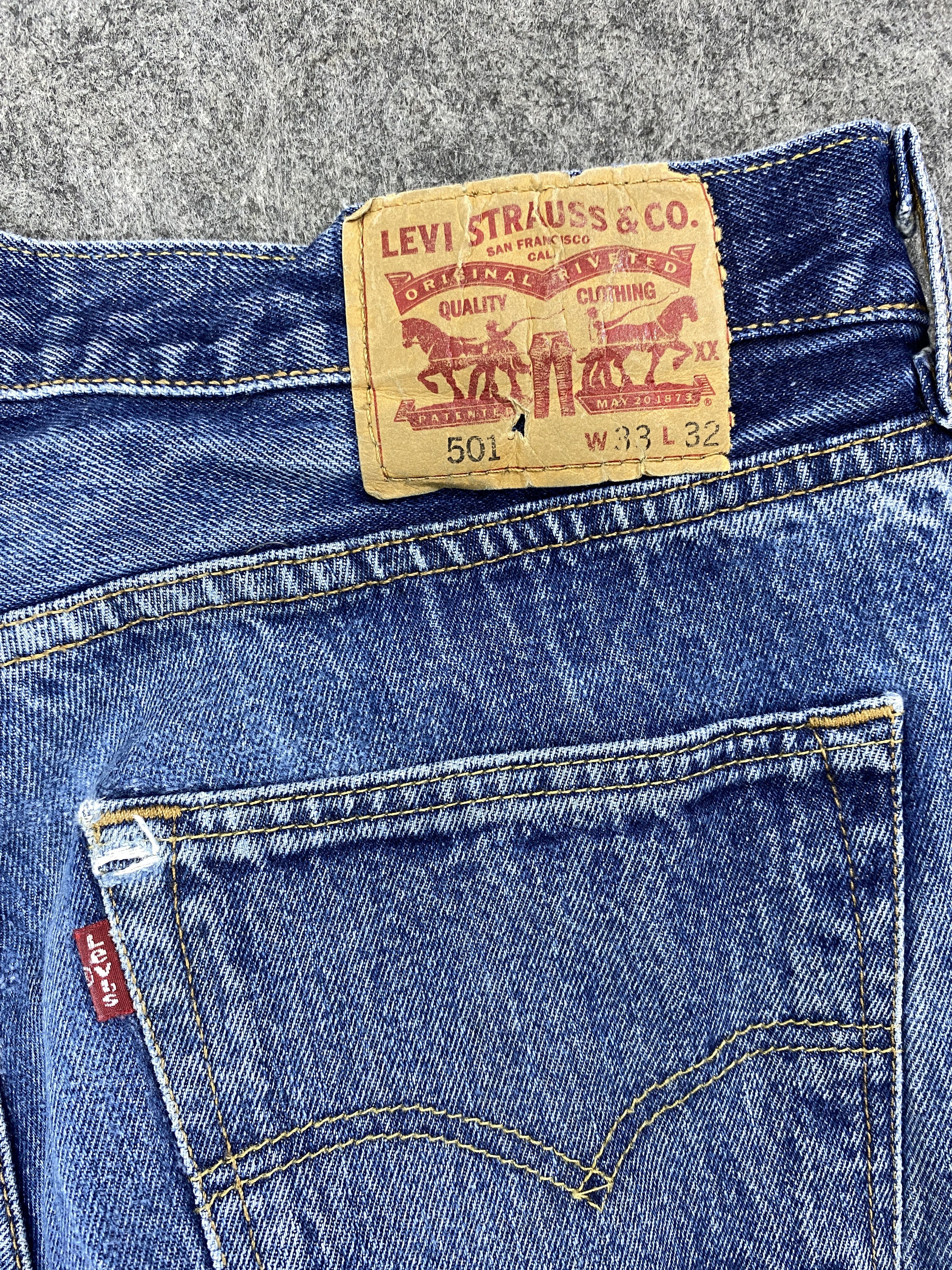 Japanese Brand Blue Vintage Levi's 501 Jeans 33x31 Denim -JN1688 Size US 33 - 11 Thumbnail