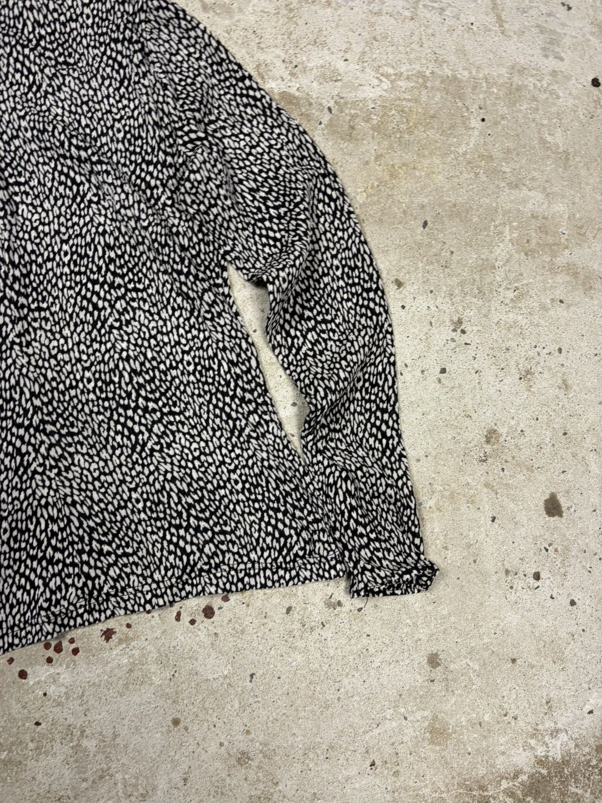 Versace Vintage 90s Gianni Versace Couture Silk Animal Print Top Size S / US 4 / IT 40 - 13 Thumbnail