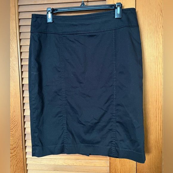 Talbots Talbots pencil skirt in black size 10 Size 32" / US 10 / IT 46 - 1 Thumbnail