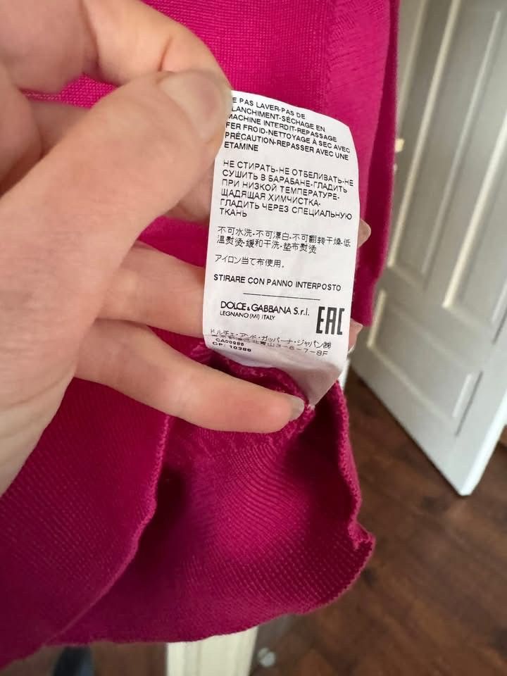 Dolce & Gabbana 100% silk Dolce Gabbana pink short turtleneck Size S / US 4 / IT 40 - 3 Thumbnail