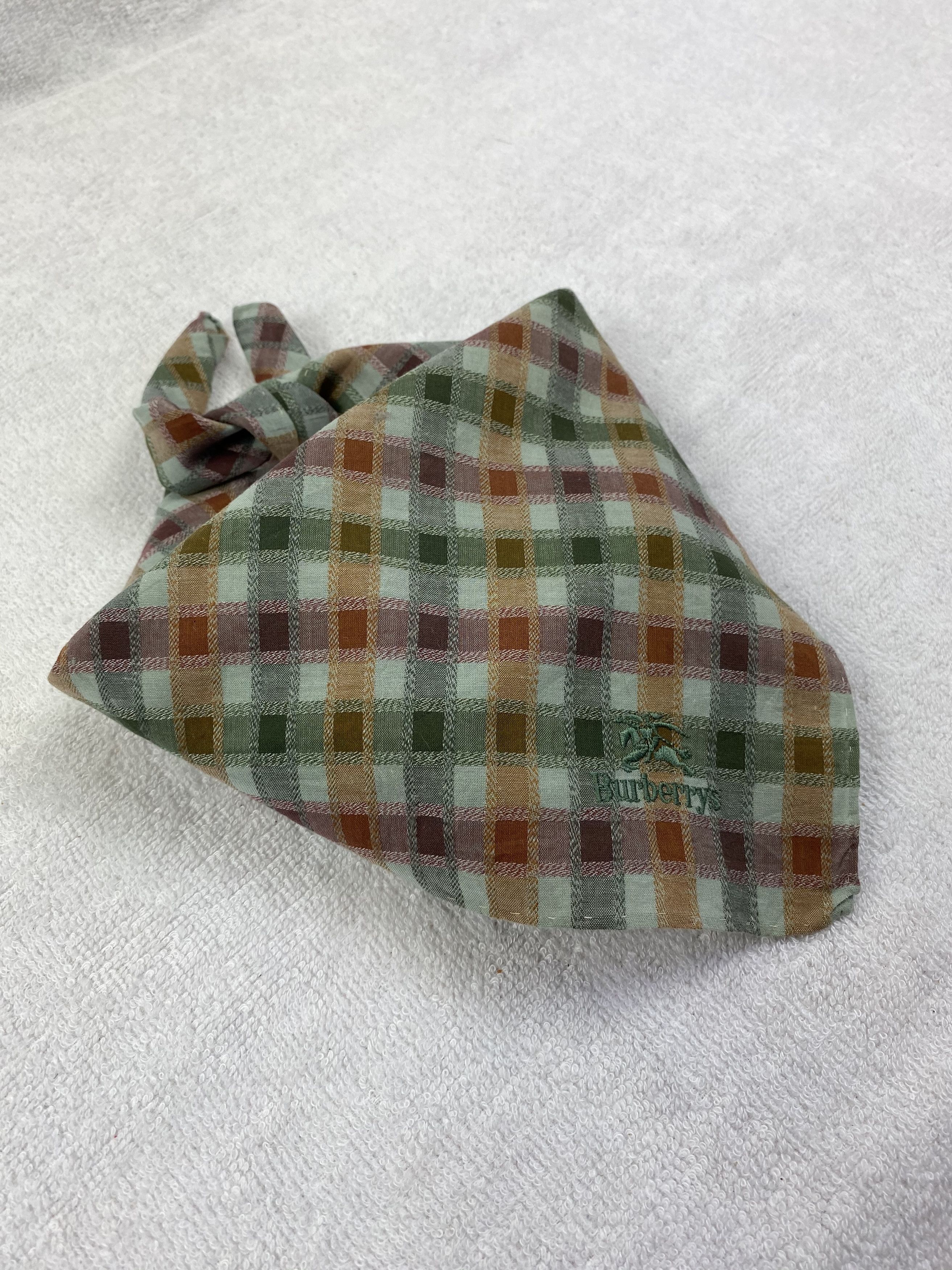 Burberry Burberry Handkerchief / Bandana / Neckerchief Size ONE SIZE - 2 Thumbnail