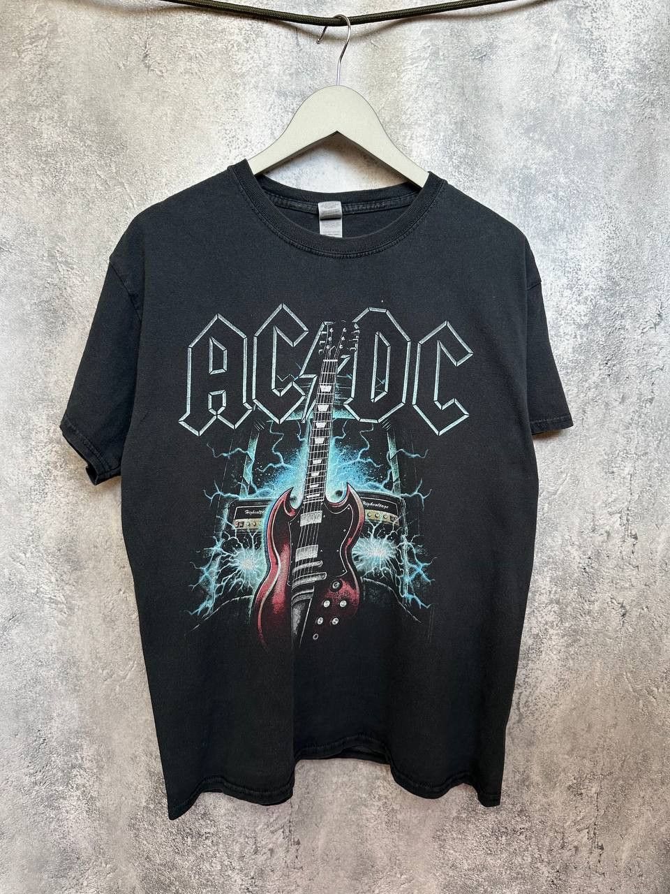AC/DC AC/DC Guitar Gibson SG T-Shirt Vintage Rock Band Tee Size US L / EU 52-54 / 3 - 2 Thumbnail