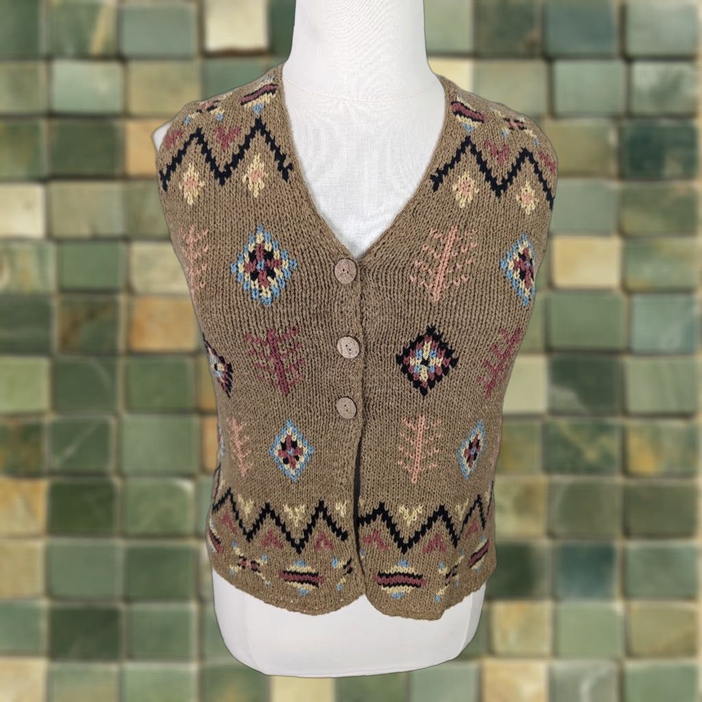 Vintage VINTAGE 00s Y2K Southwestern Aztec Crochet Knit Vest Women’s Large Beige Aztec Vest L Womens V3J Size L / US 10 / IT 46 - 1 Thumbnail