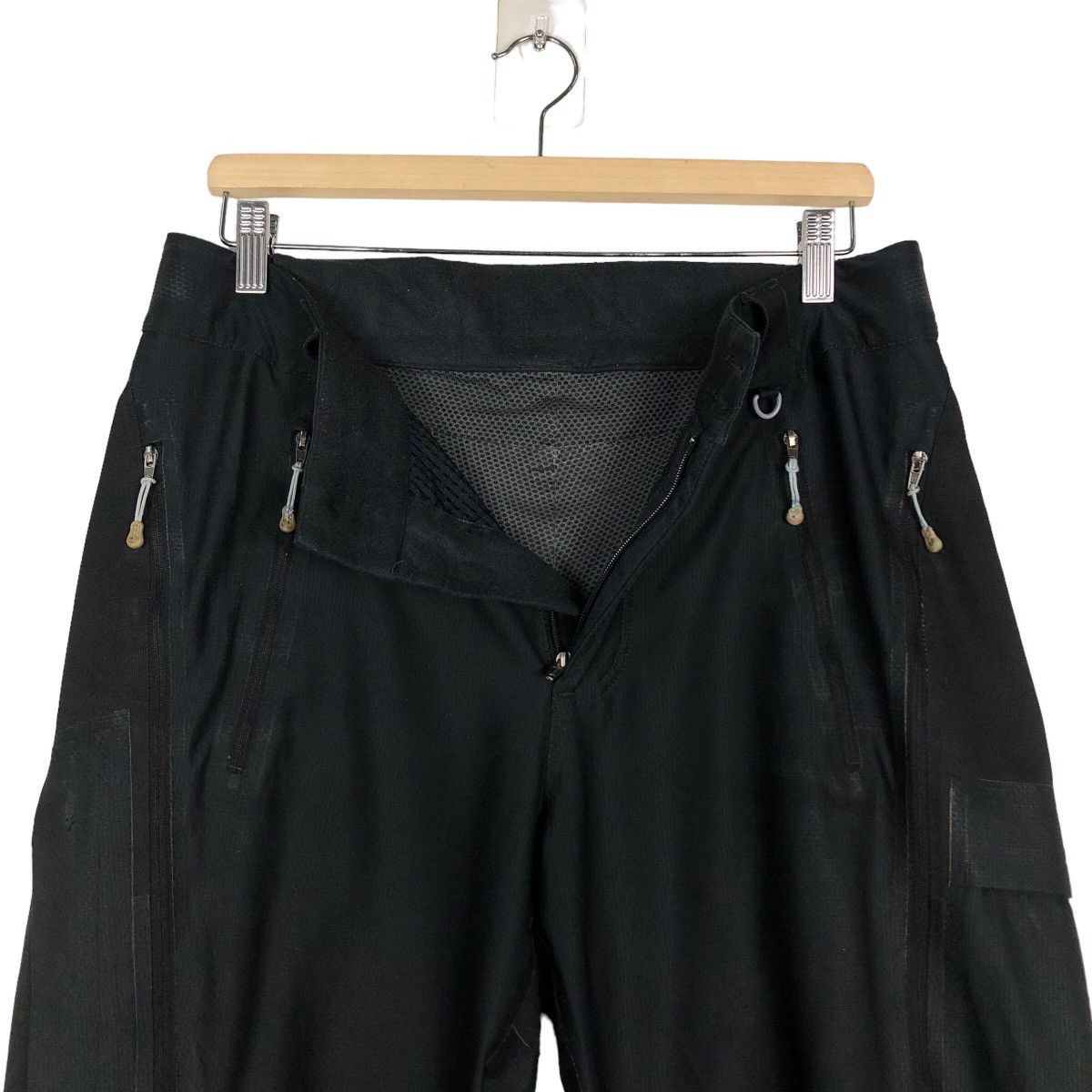 Patagonia 🔥Bondage Parachute Multi Pocket Cargo Patagonia Ski Pants Size US 32 / EU 48 - 12 Thumbnail