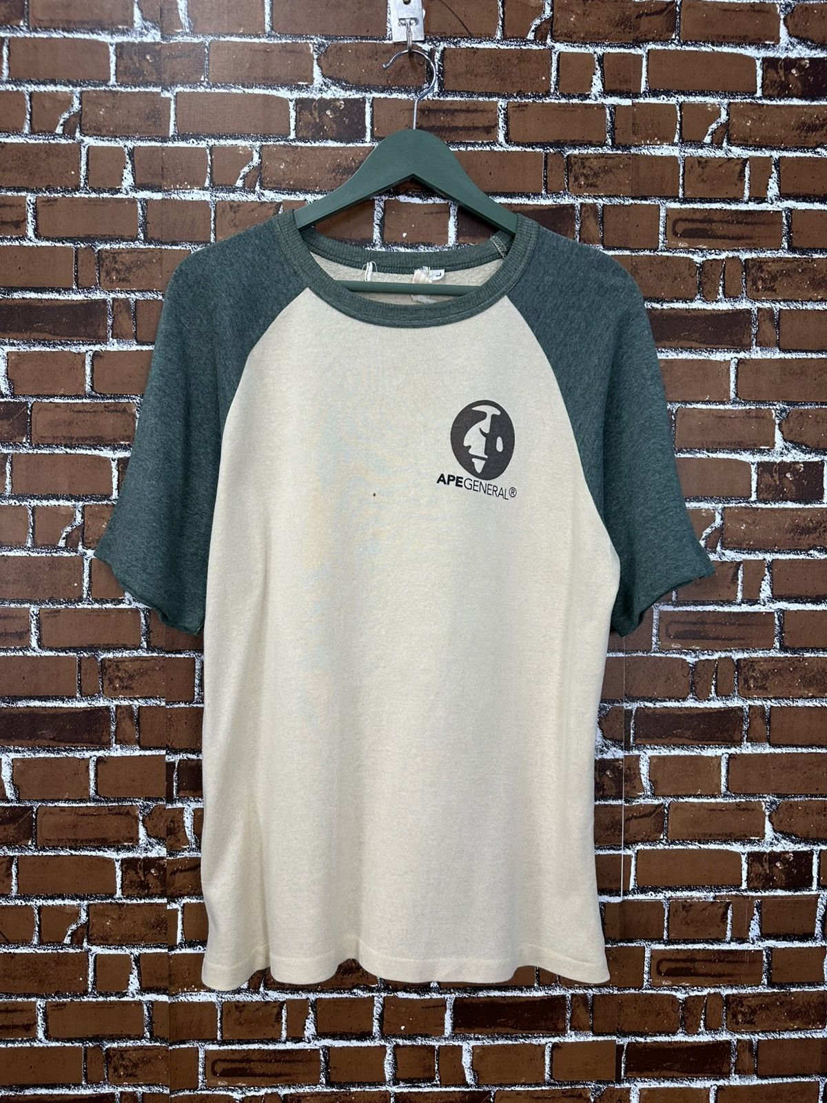 Bape Vintage A Bathing Ape 90s Single Stitch Tshirt A970 Size US L / EU 52-54 / 3 - 1 Thumbnail