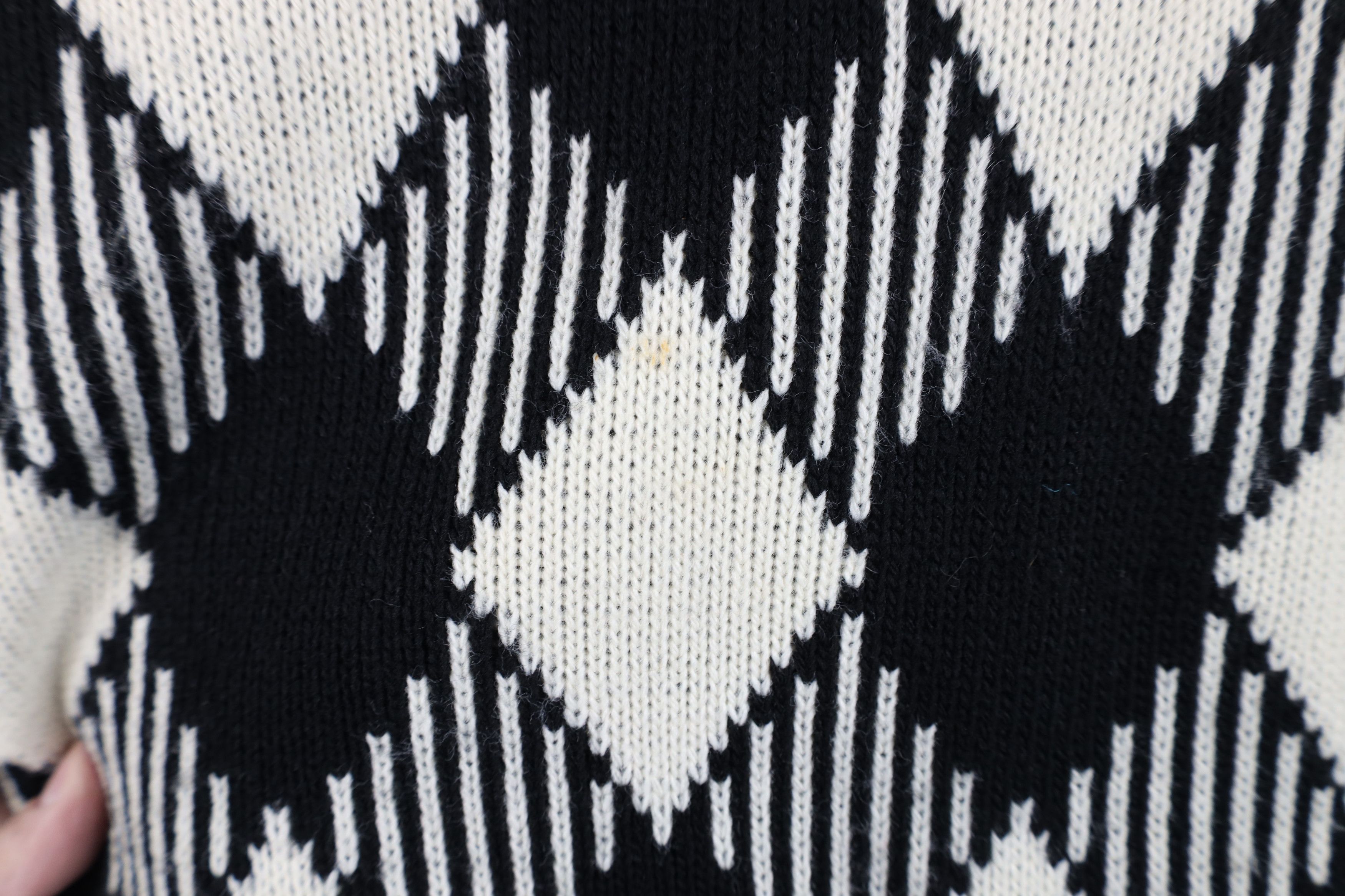 Vintage Vintage 90s Streetwear Diamond Knit Collared Sweater USA Size L / US 10 / IT 46 - 4 Thumbnail