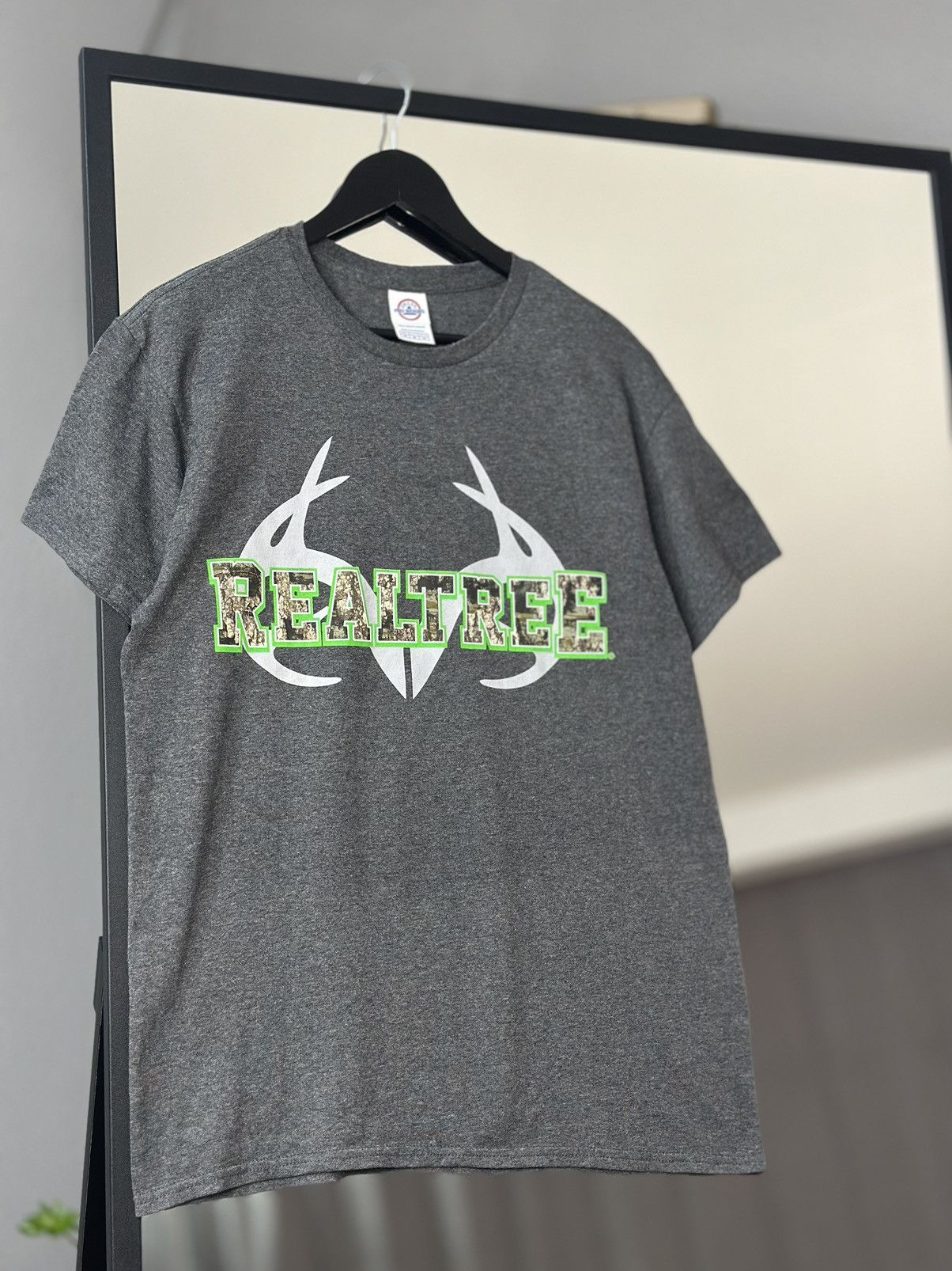 Realtree Vintage Real Tree T-shirt military Y2K streetwear Green Size US M / EU 48-50 / 2 - 2 Thumbnail